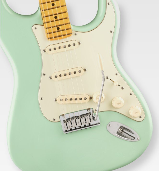 Ultra Luxe Vintage 60s Stratocaster  Maple Fingerboard Surf Green