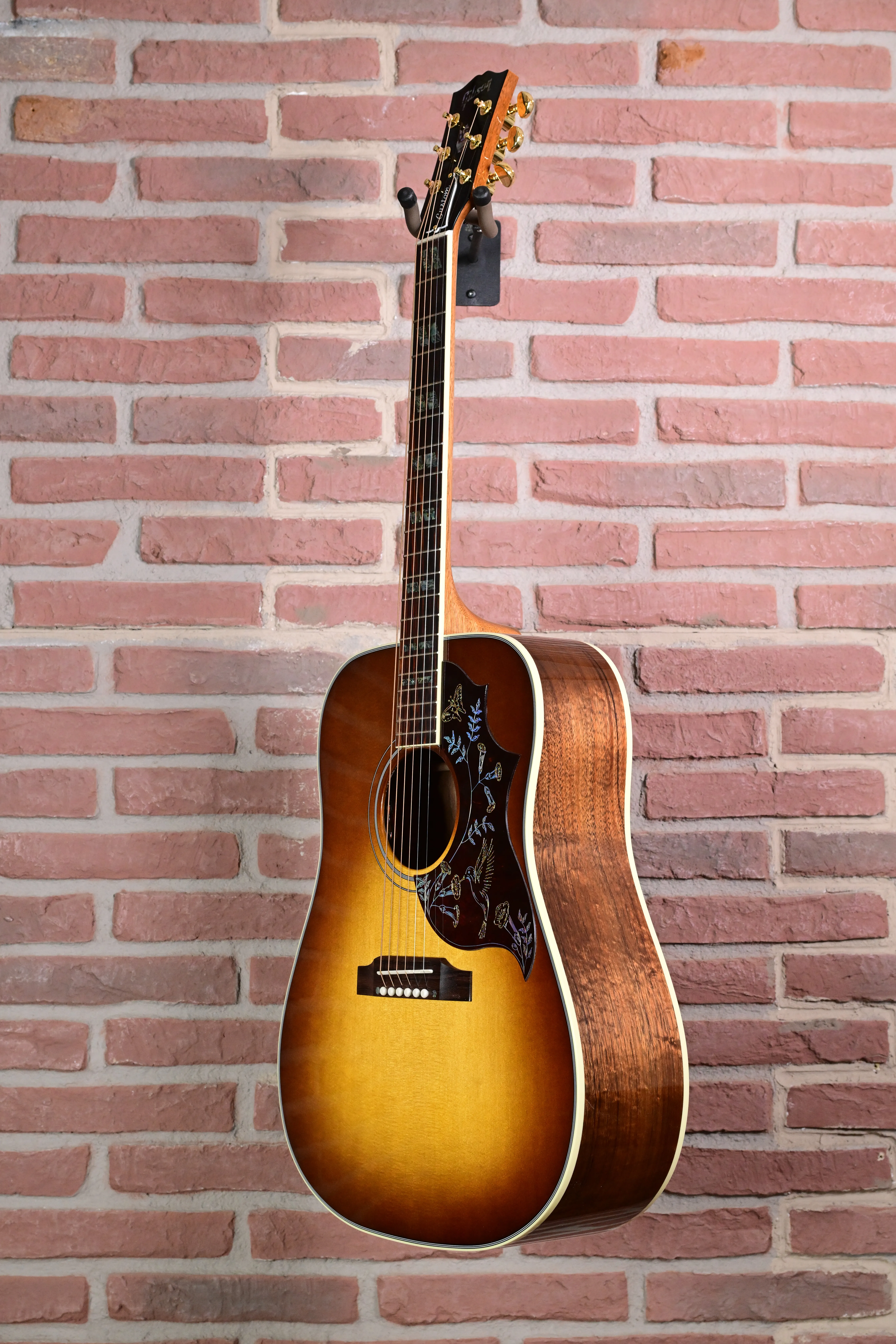 Hummingbird Elegant Koa Honeyburst M2M Custom Shop