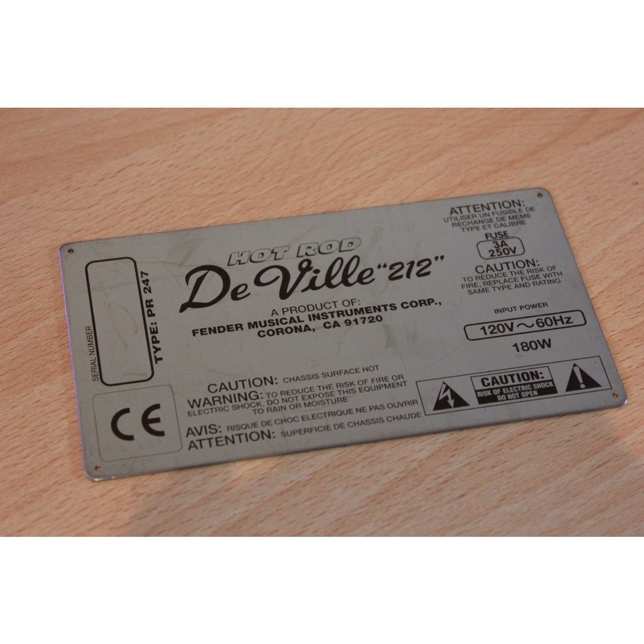 FENDER NAMEPLATE REAR H/R DVL 212