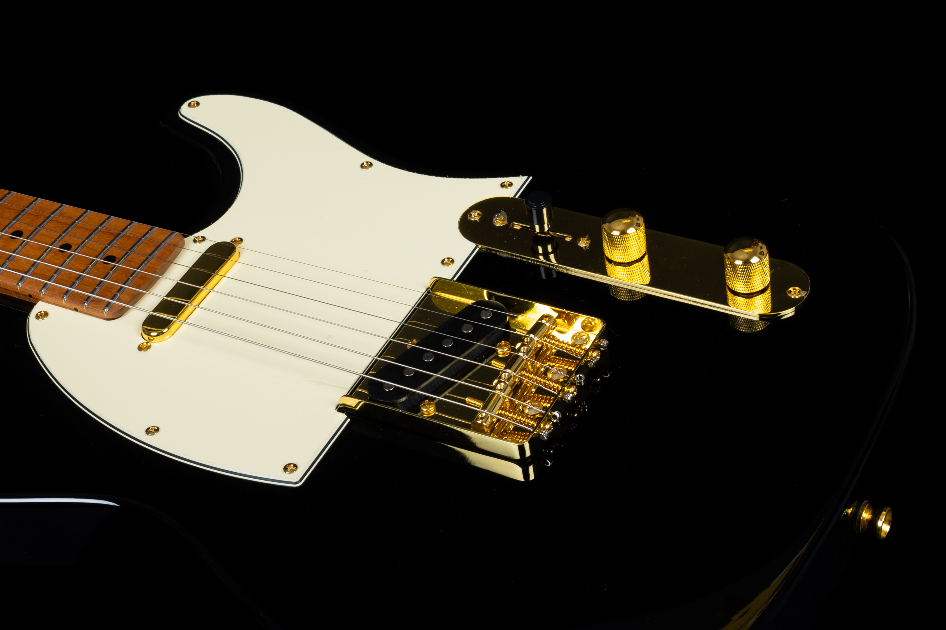 JT-300 BK G Black Gold E-Gitarre