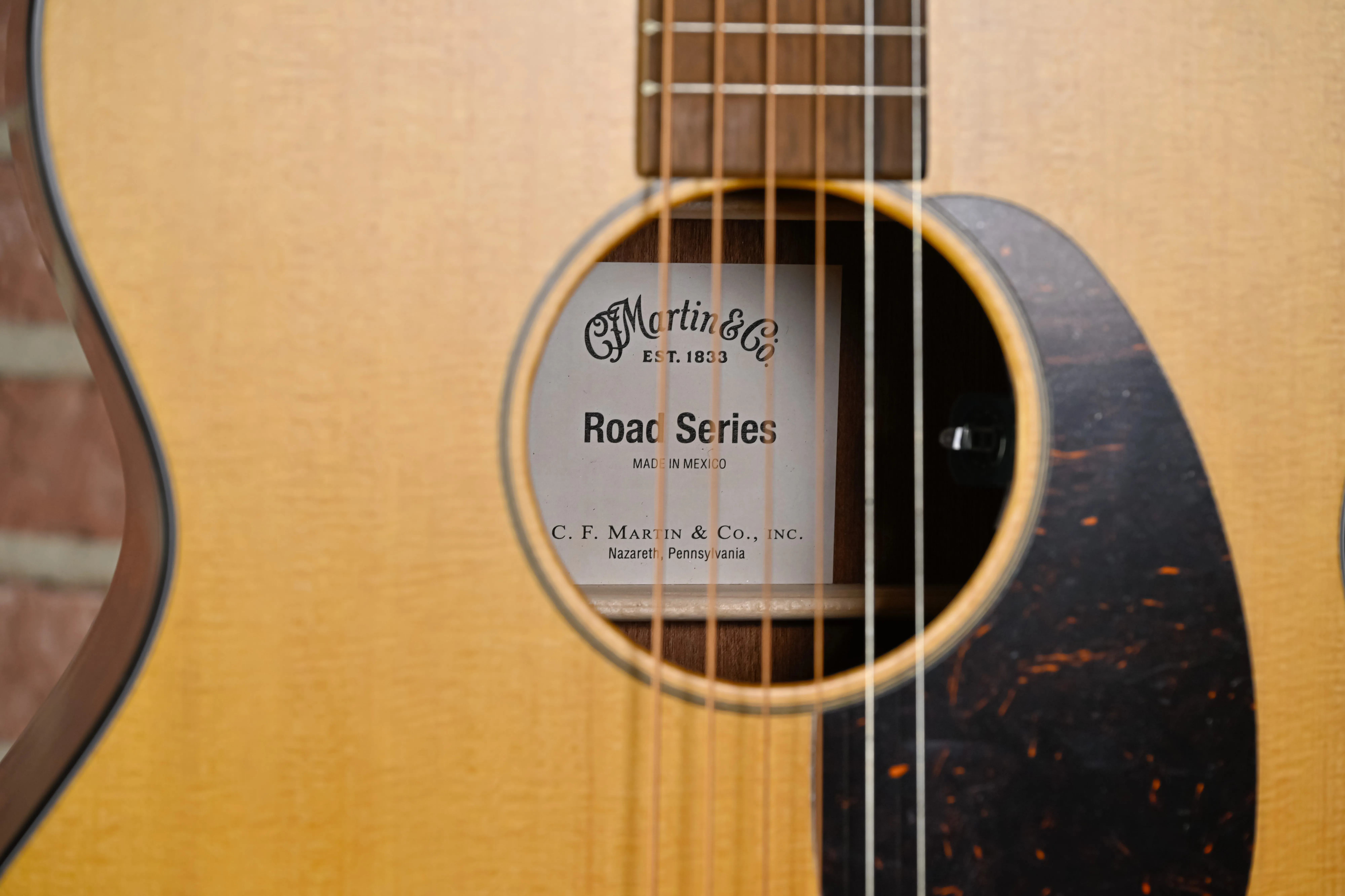 Martin 000-10E Retro Satin Acoustic-Electric Guitar