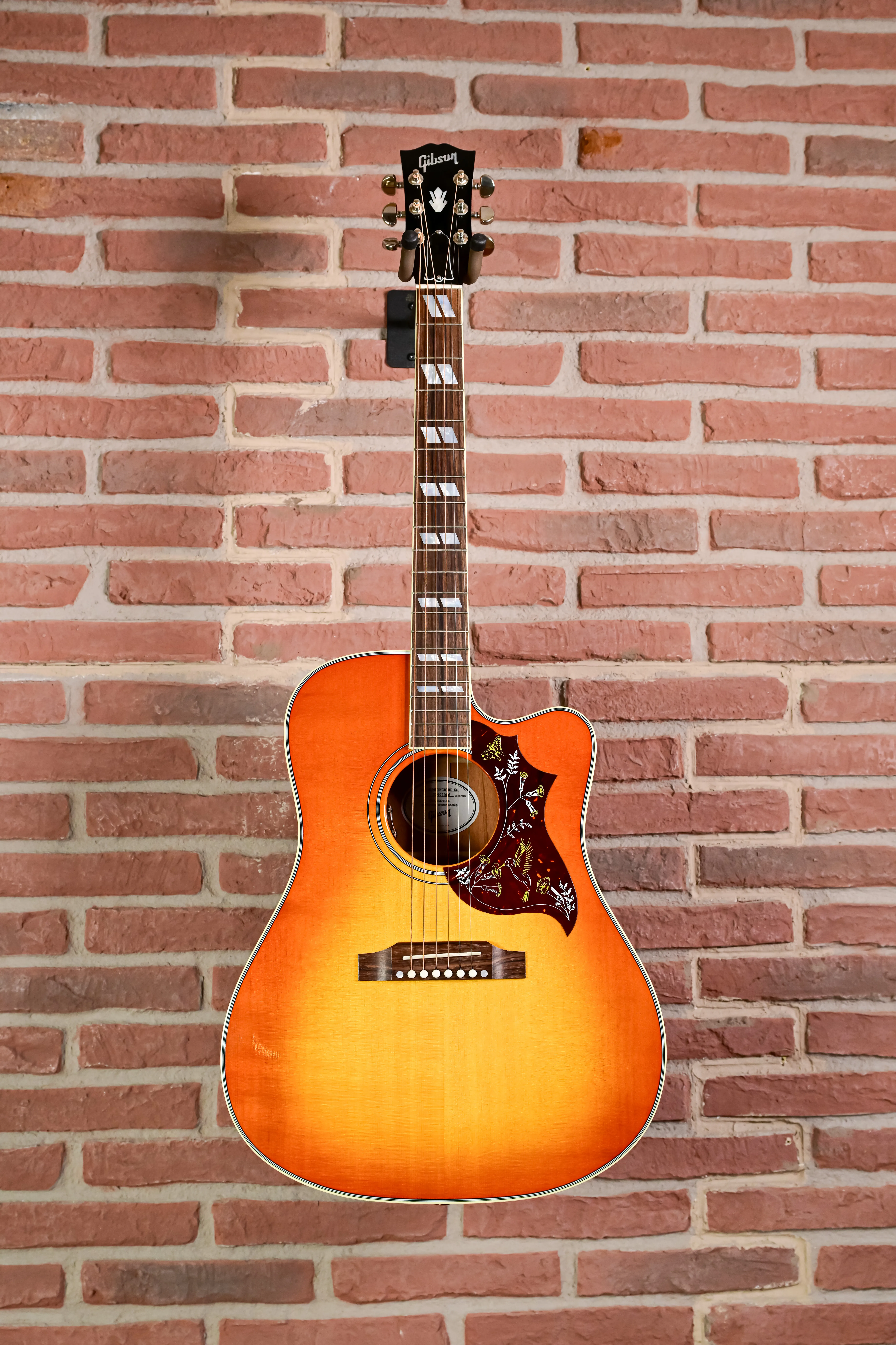 hummingbird gibson Standard EC Heritage Cherry Sunburst Seitenansicht rechts