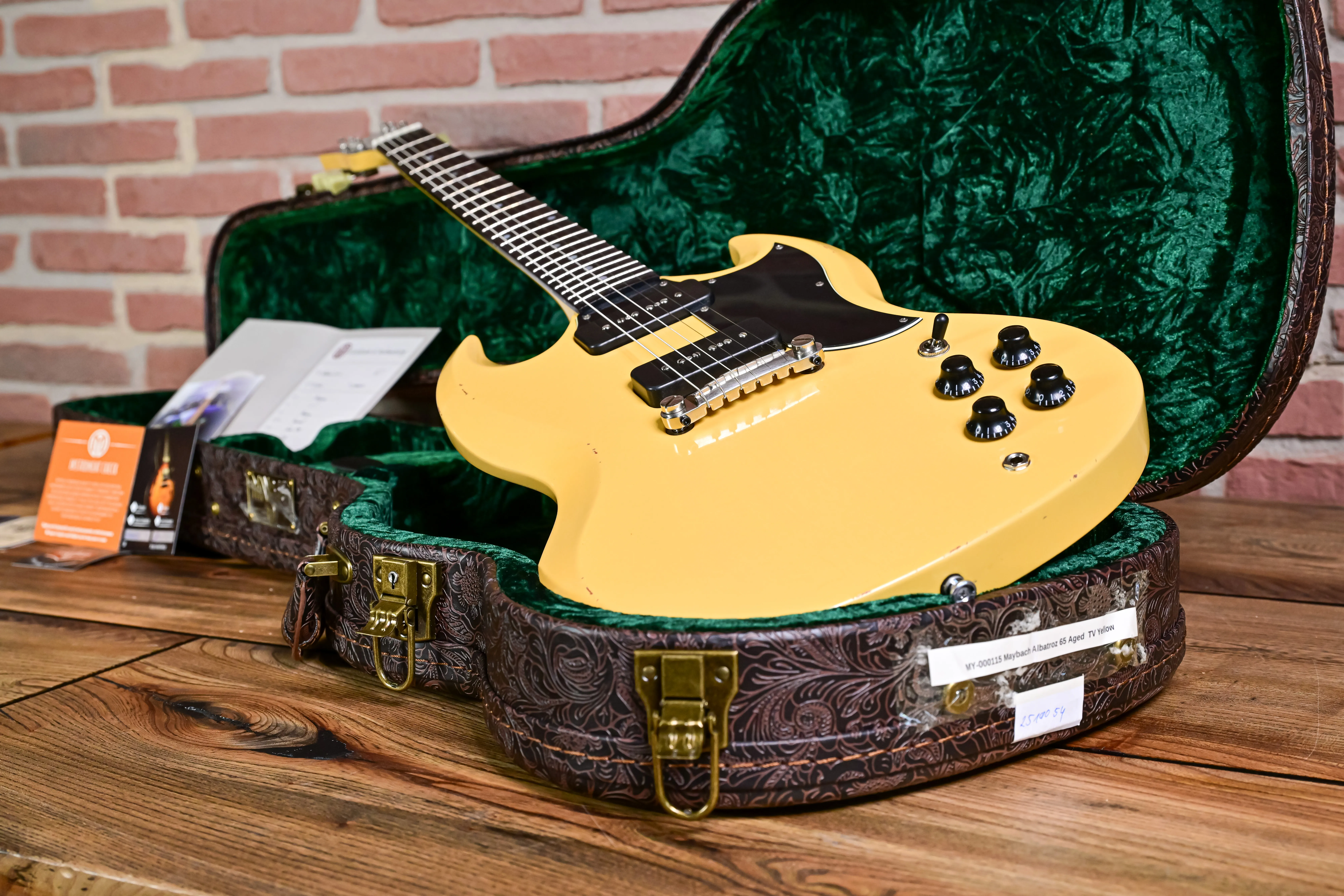 Albatroz 65-2 P90 TV Yellow Aged E-Gitarre