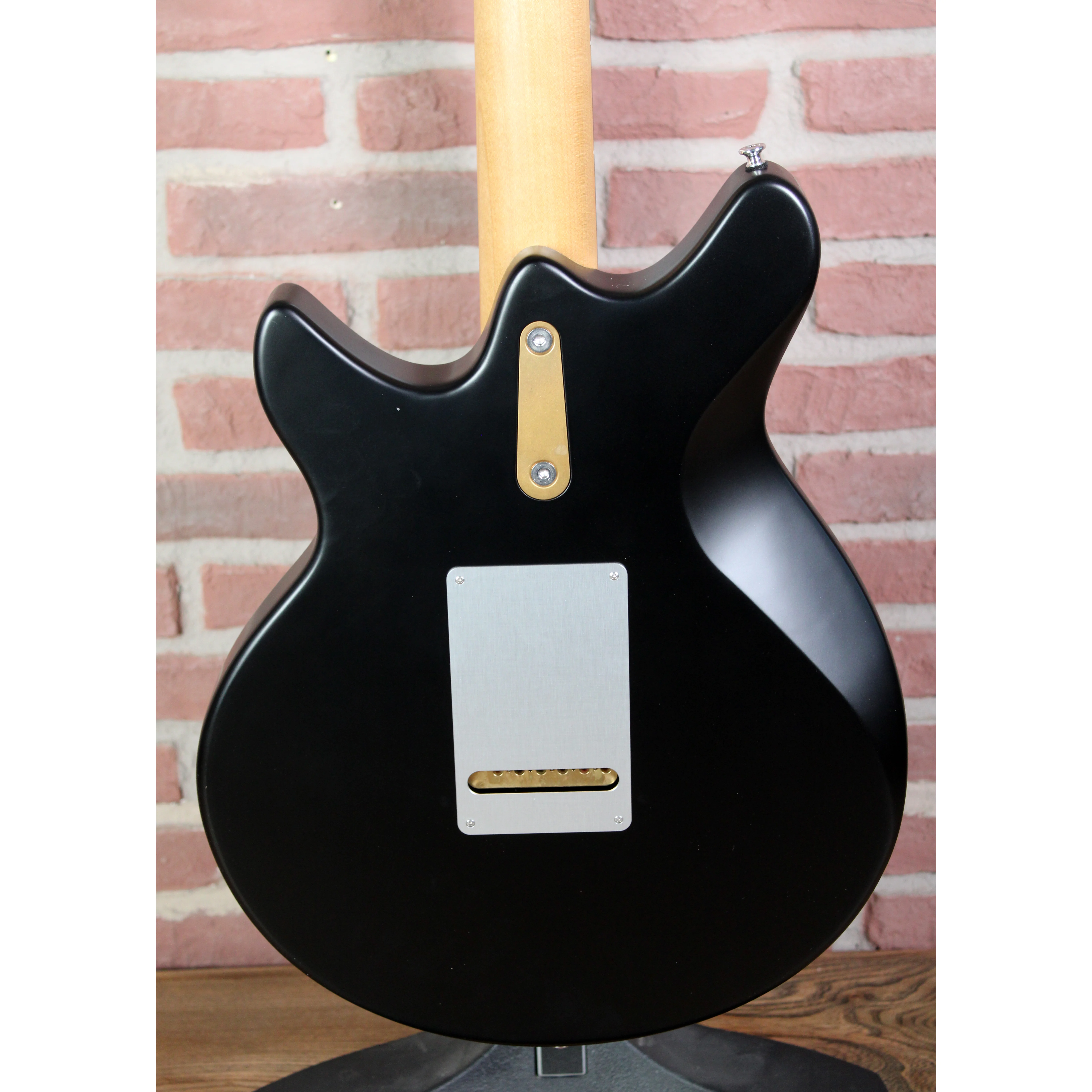 Fullertone DC'62 Moss Black (Showroom)