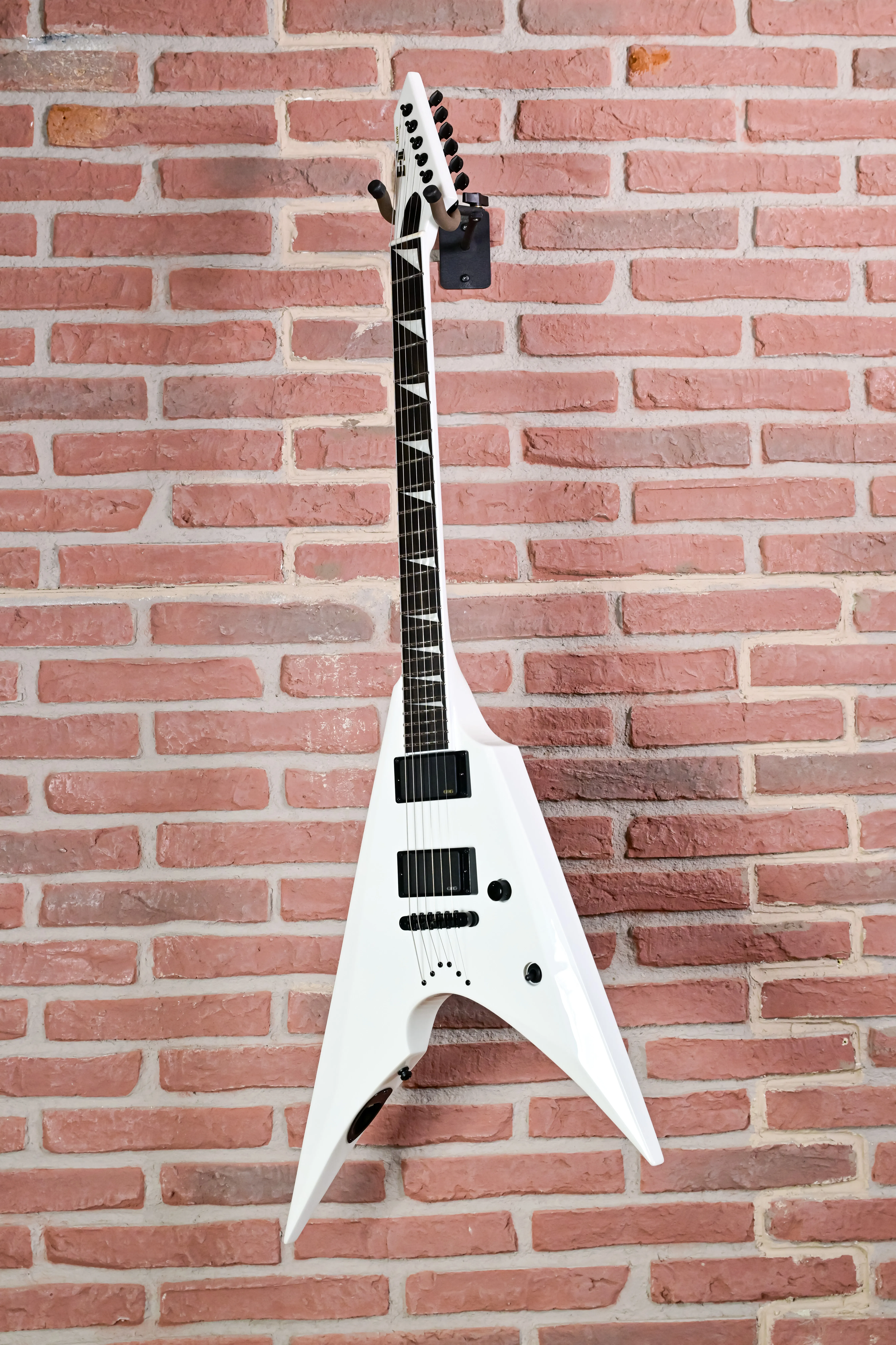 E-II Arrow NT Snow White