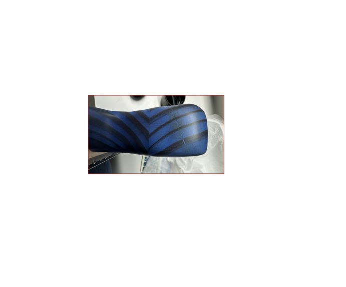 Streamer Standard, 4-String - Ocean Blue Transparent Satin "B-Ware"