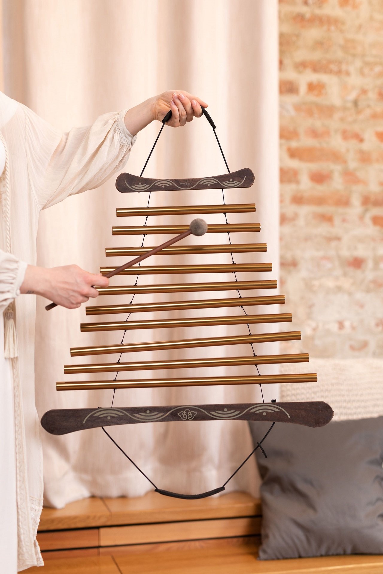 MFC10DMAB Meditation Flow Chime, 35" / 88 cm, D Dur, Bronze