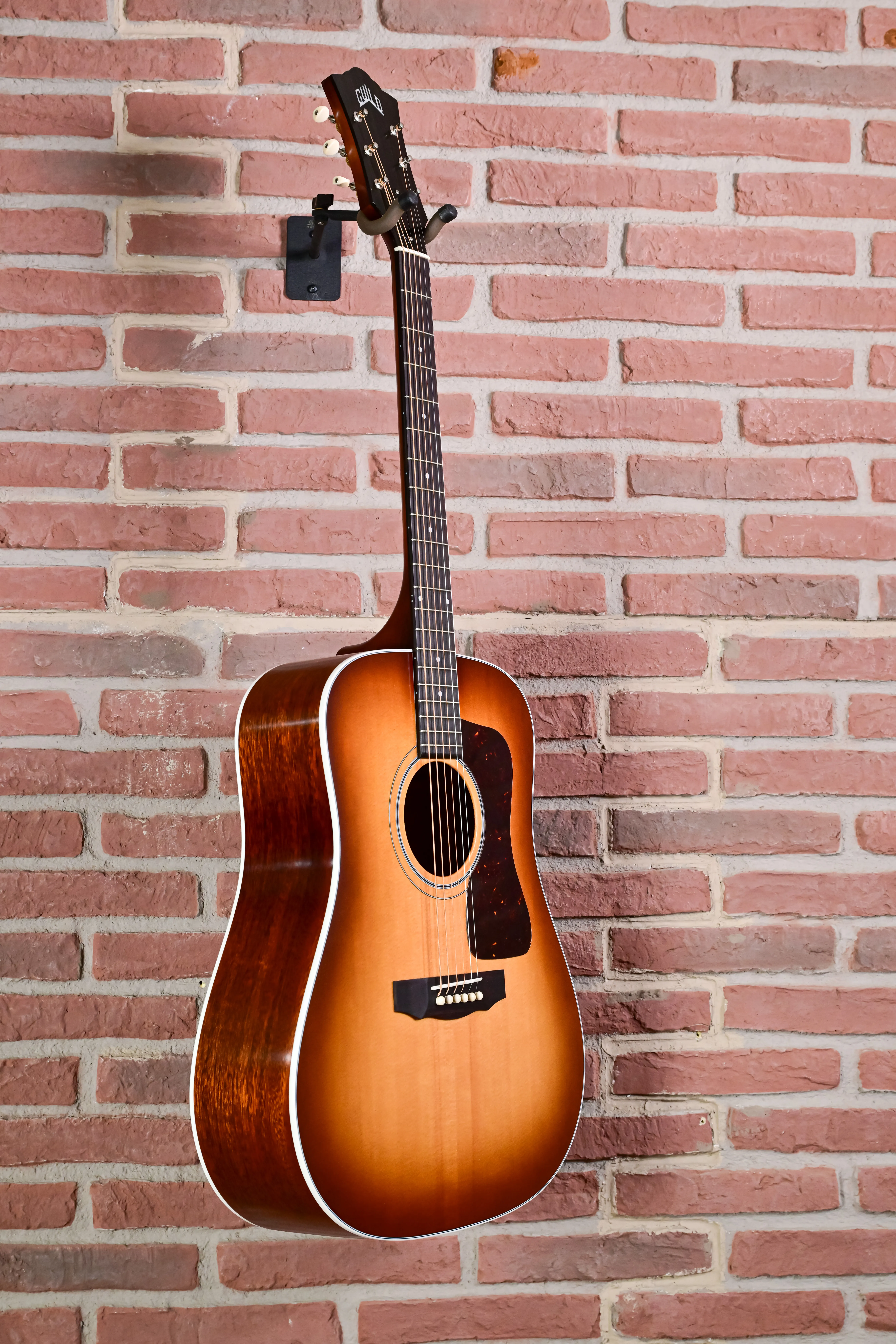 D-40E Standard Pacific Sunset Burst USA Dreadnought
