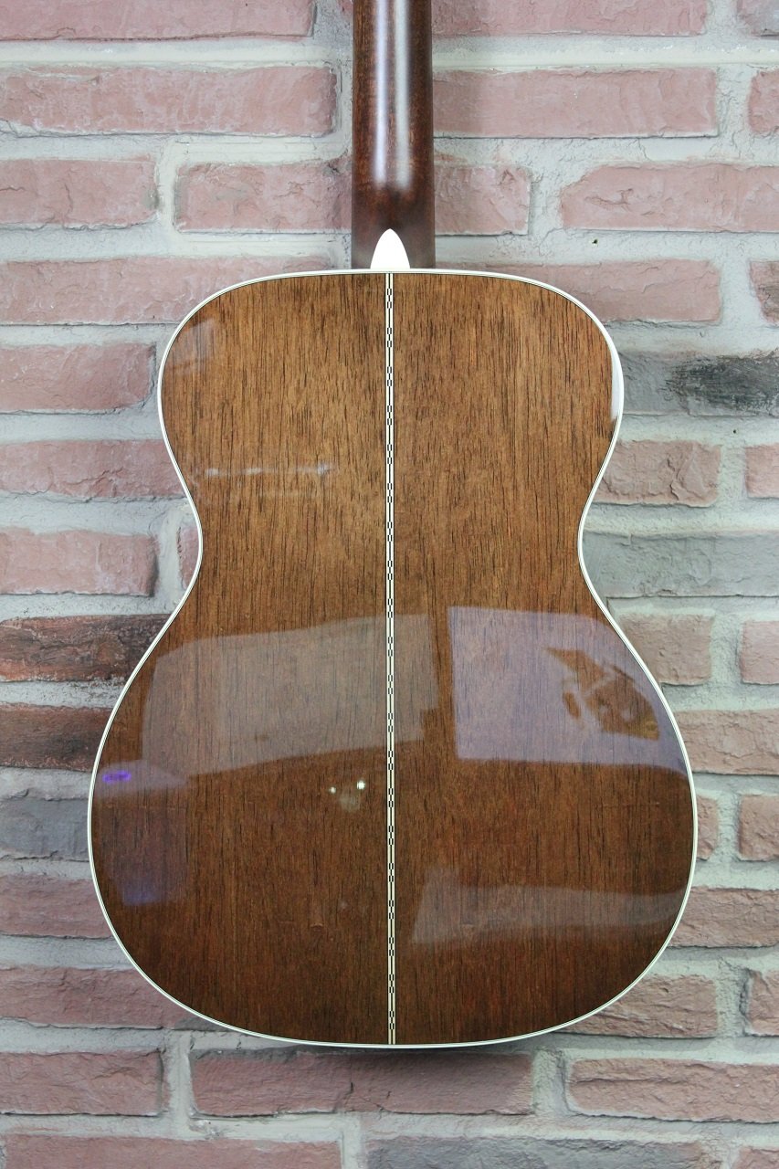 000-CS Custom C21-050654 (Versandrückläufer)