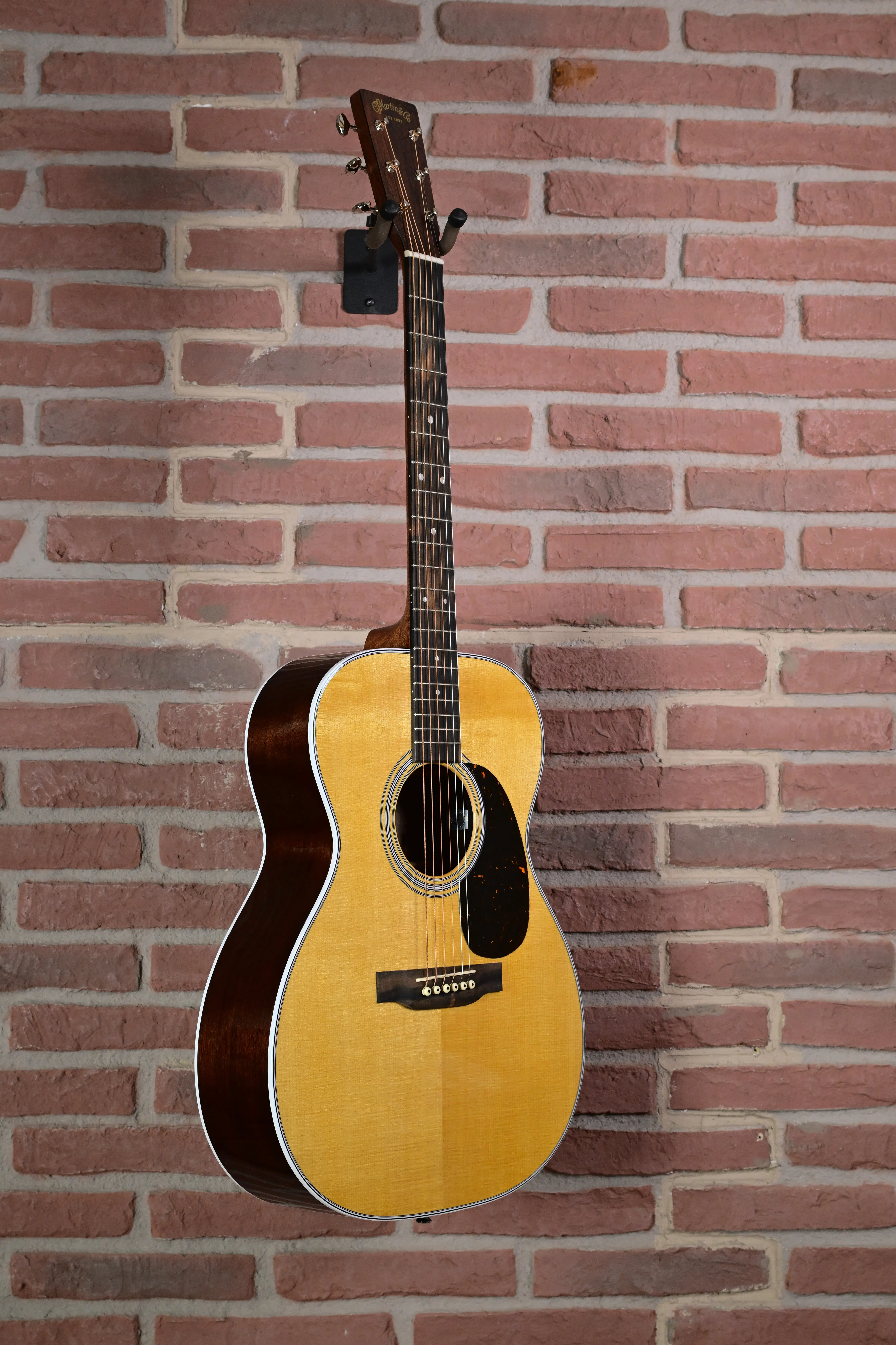 000-13E Retro Walnut  Westerngitarre