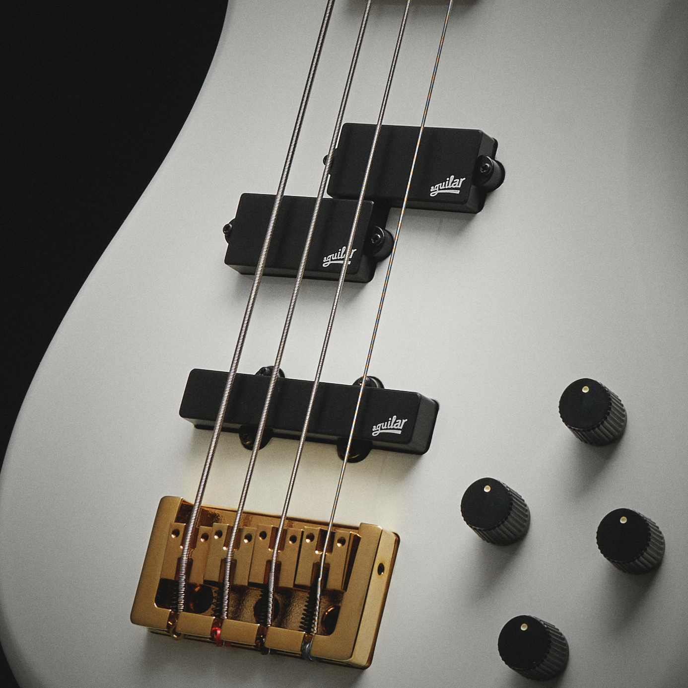 Bassgitarre, Icon NS-2, Bolt-On, White Gloss