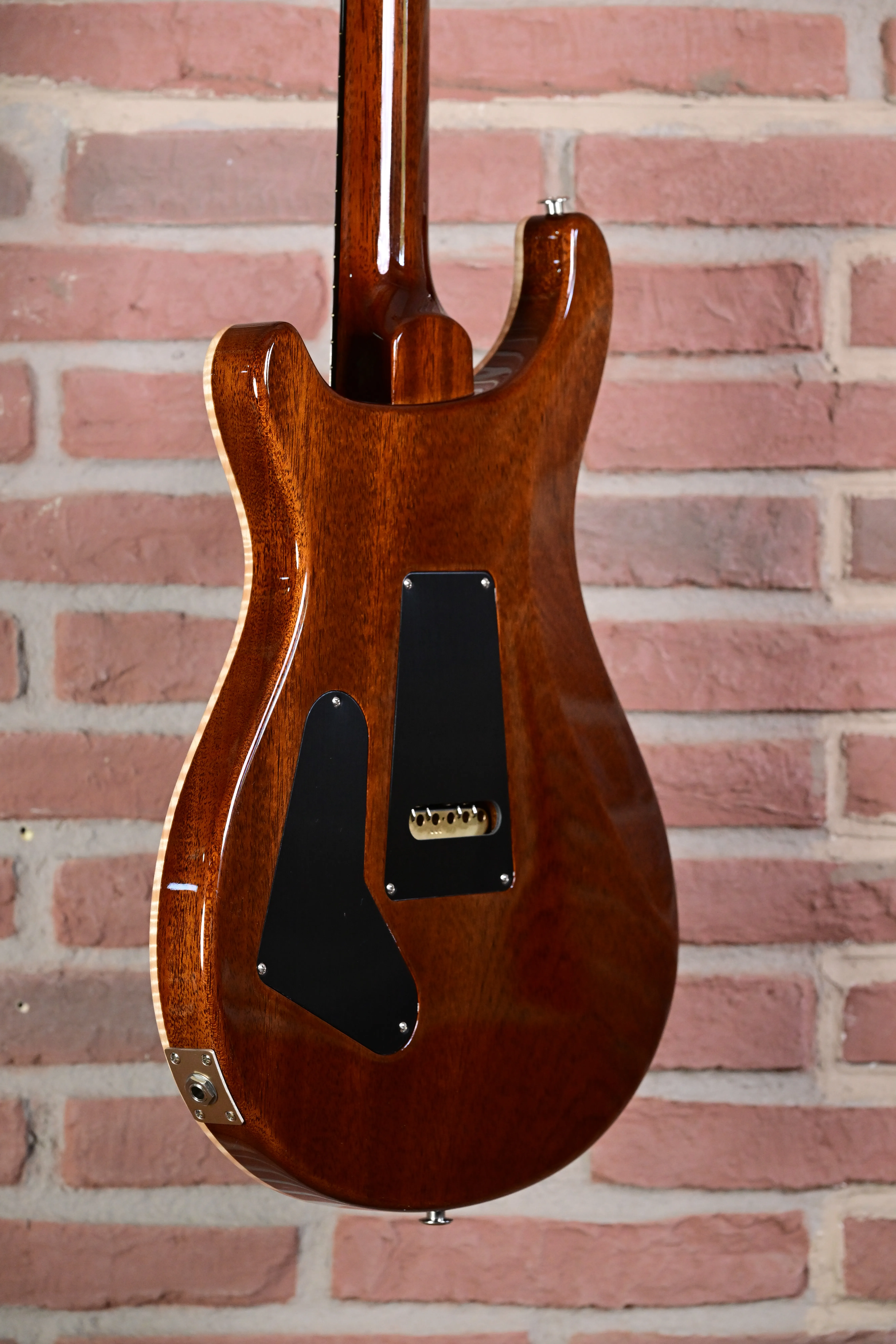Custom 24 Birds of a Feather Limited Honey Gold