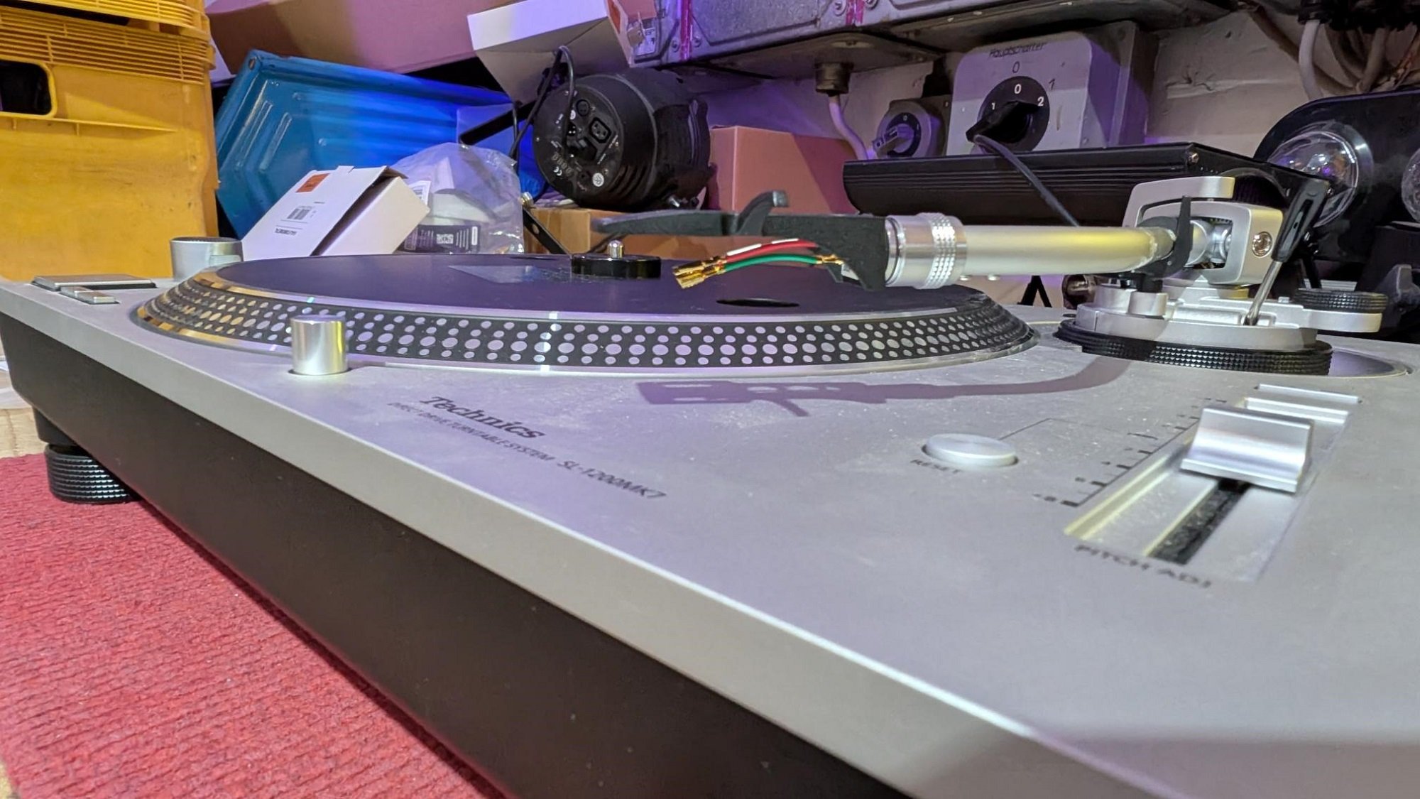 SL-1200 mk7 - Direct Drive Turntable - Showroom