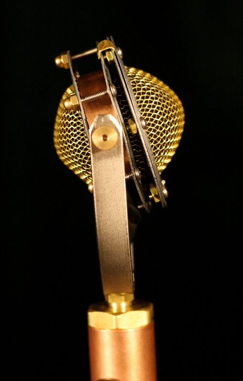 EAR Trumpet Labs Edwina Popfilter im Einsatz
