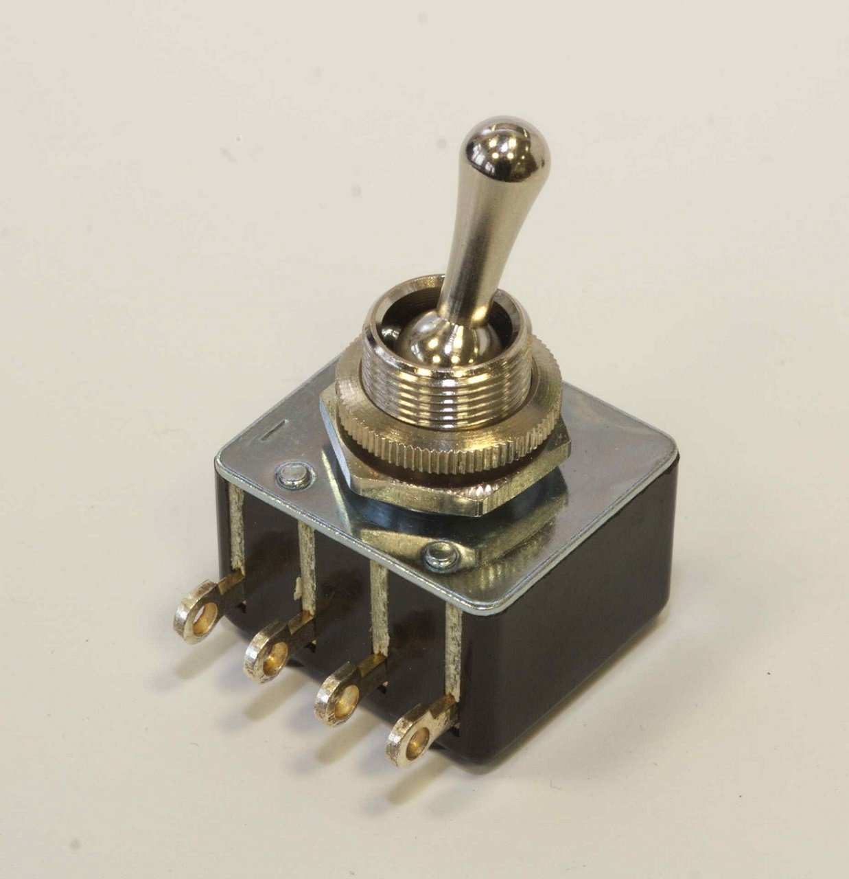 SW1001; Netzschalter 2-fach-AUS