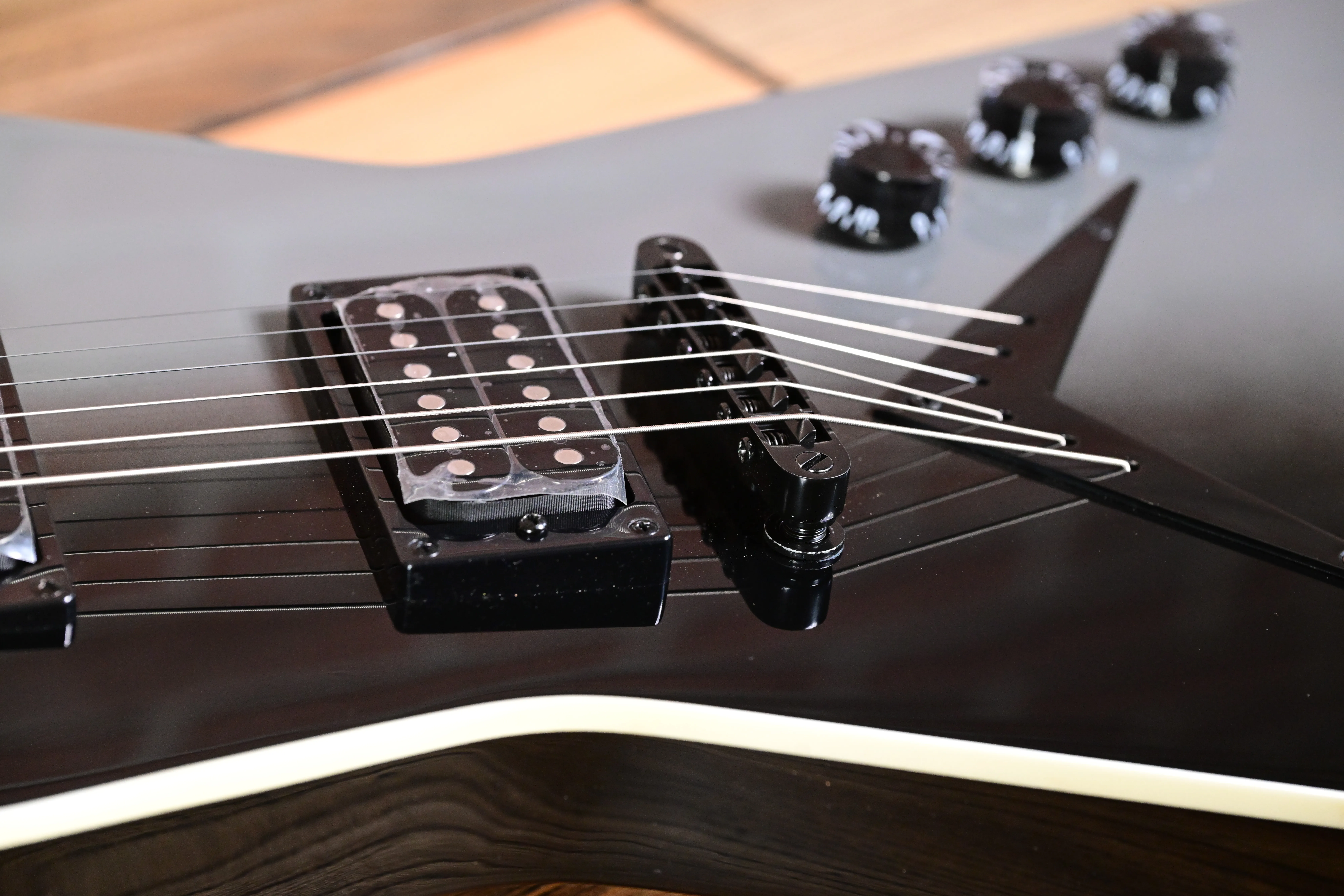 ML 79 Gray Black Fade
