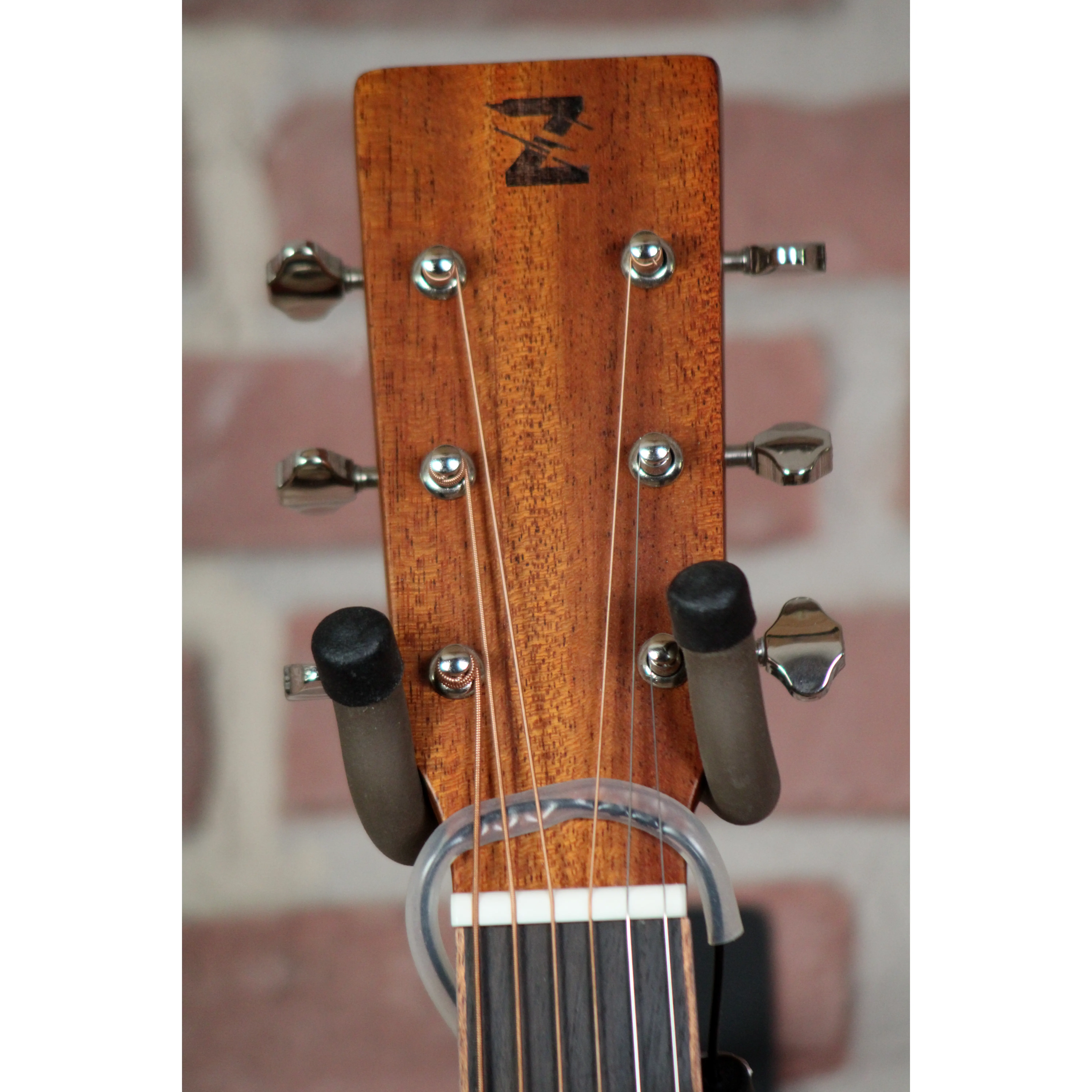 TR-01 Mini  Travelguitar