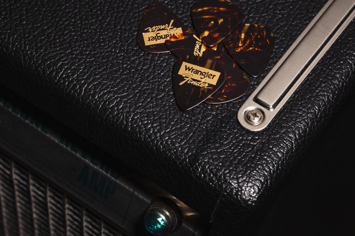 Wrangler® Picks, 351 Shape, Tortoiseshell, (8)