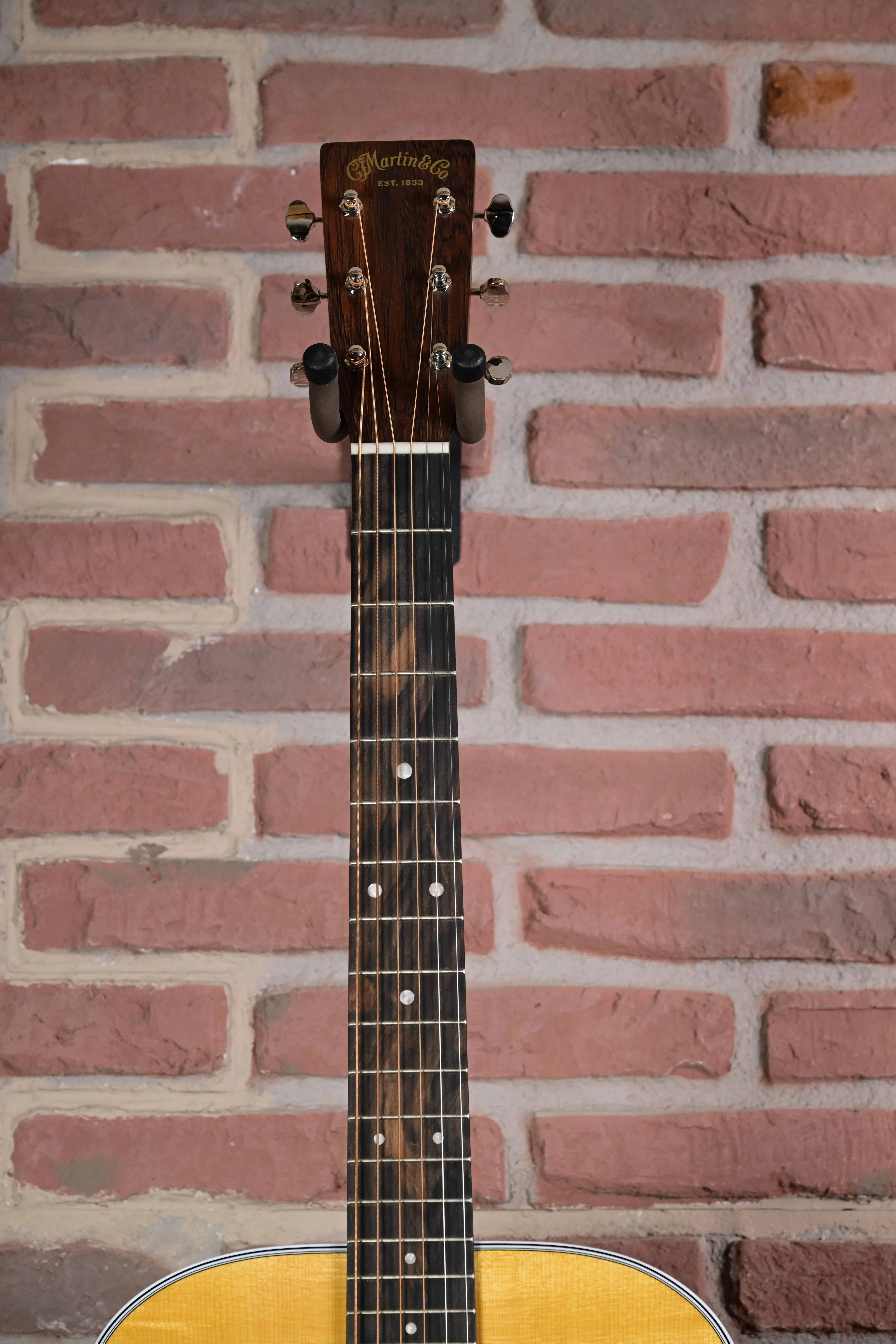 000-13E Retro Walnut  Westerngitarre