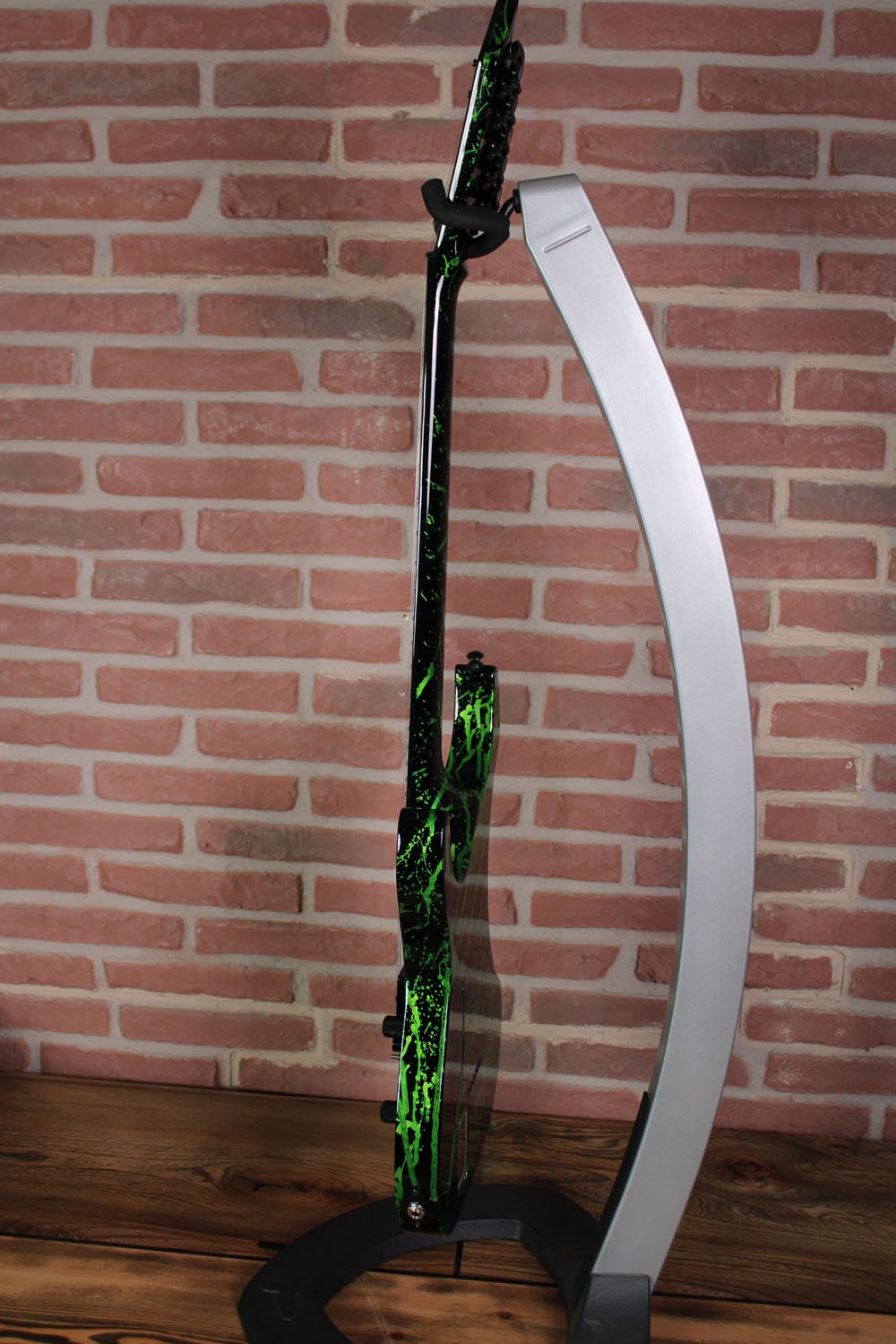 USA Horizon-II  Alien Blood Splatter EMG 57/66