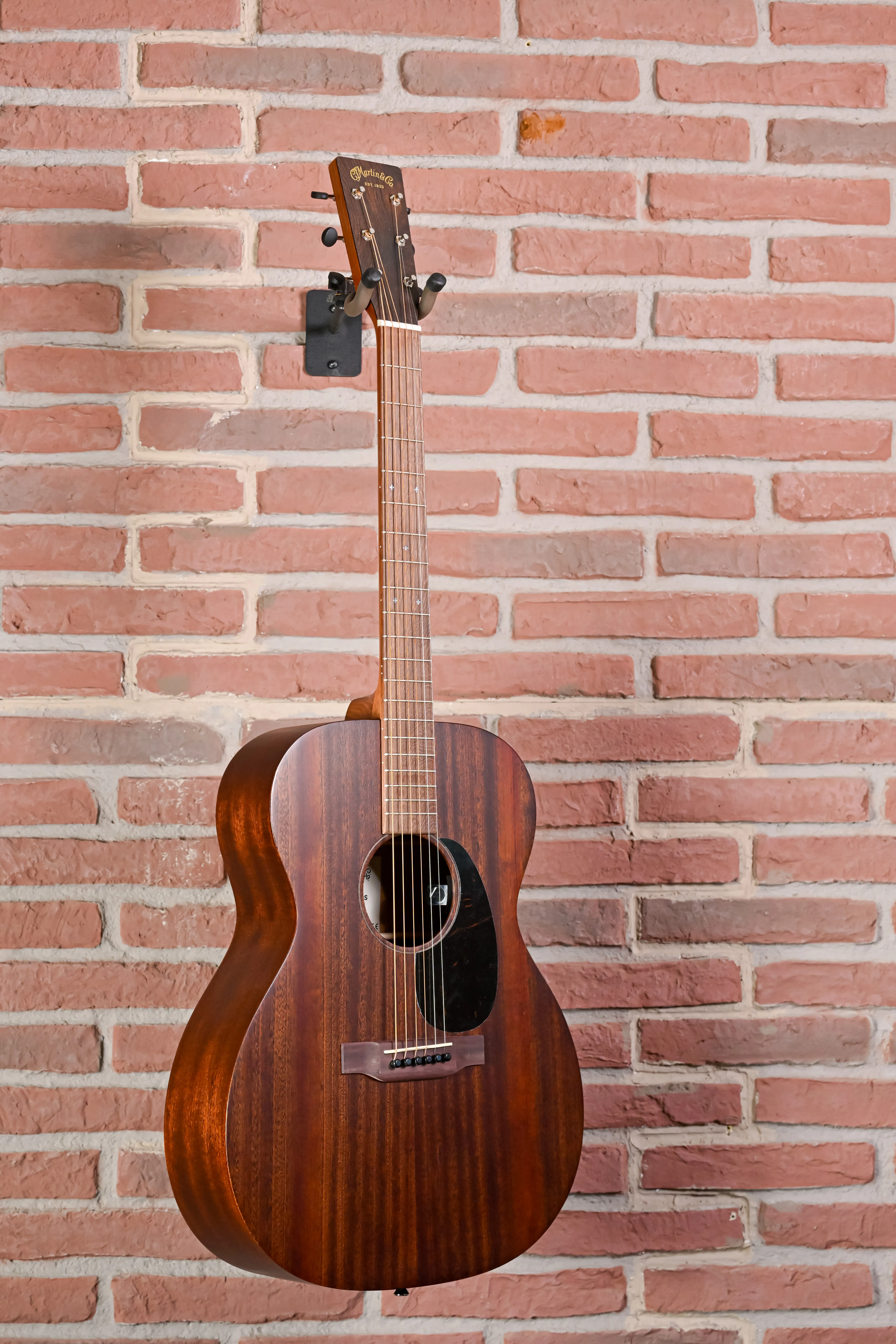 Martin 000-10E Retro Sapele Satin Finish Oberfläche