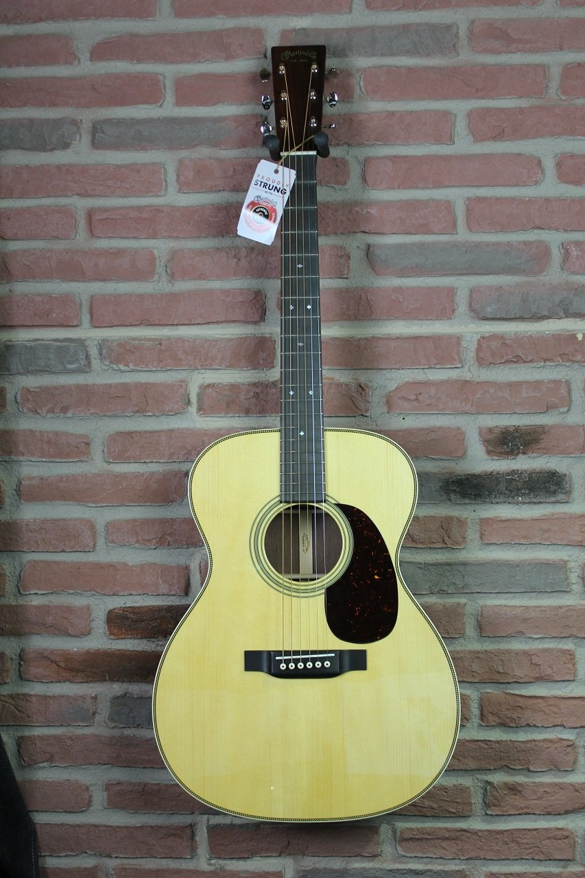 000-CS Custom C21-050654 (Versandrückläufer)
