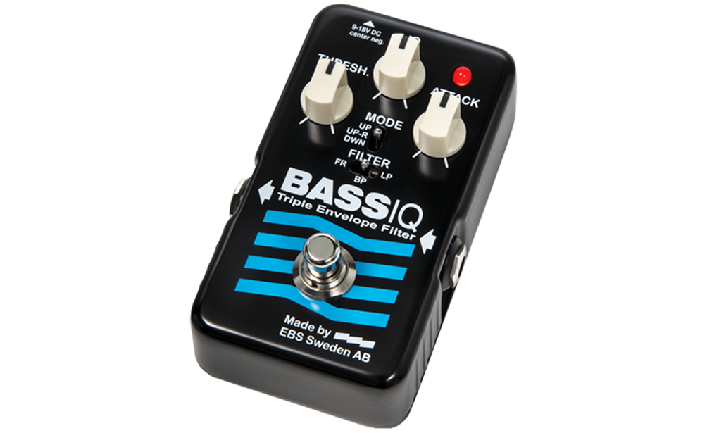Bass-Effektpedal, Triple-Envelope-Filter, schwarzes Gehäuse, Drehregler, Fußschalter