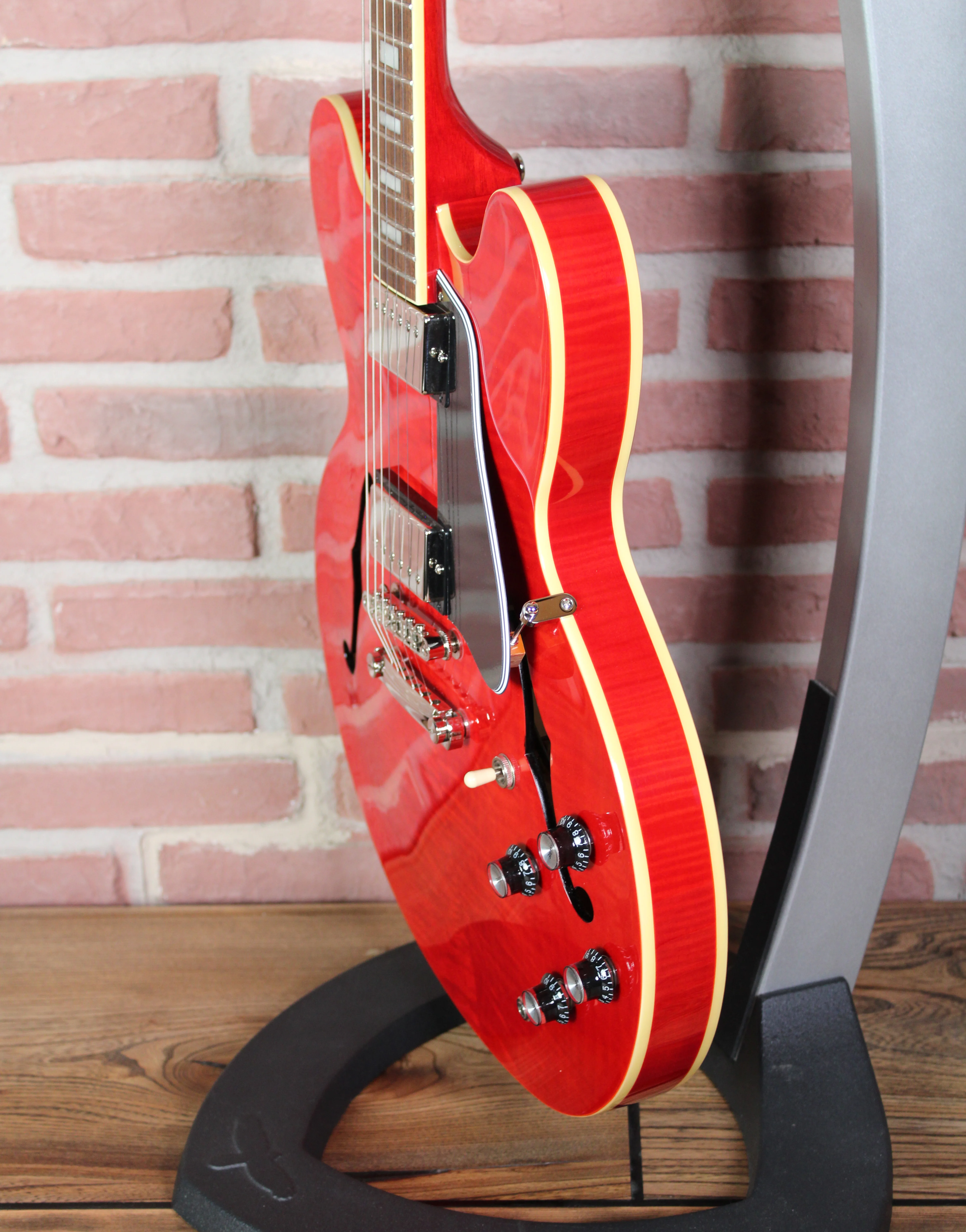 Epiphone ES-335 Figured Seitenansicht rechts
