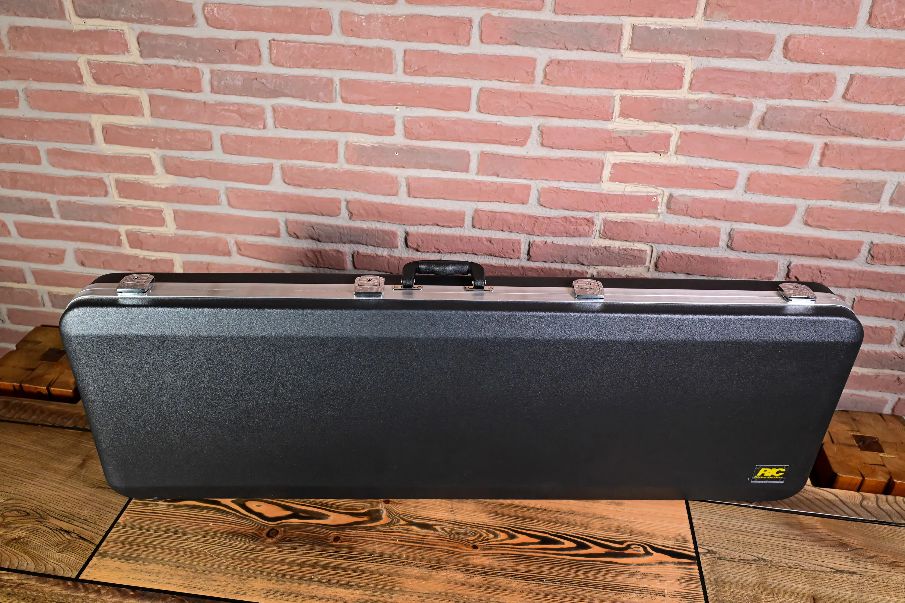 4003S Fireglo 4-Saiter E-Bass