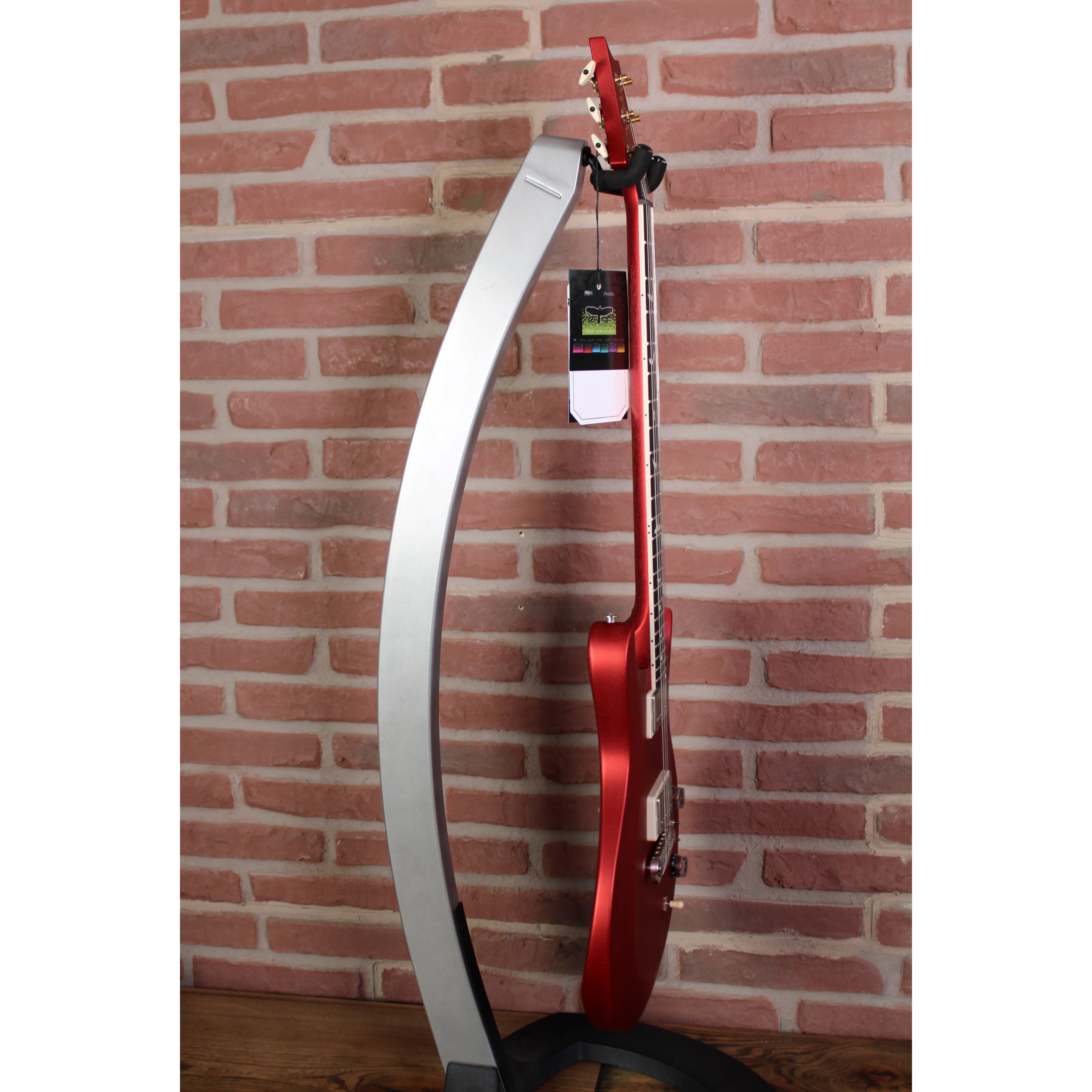 S2 Mira 594 Satin Red Apple Metallic