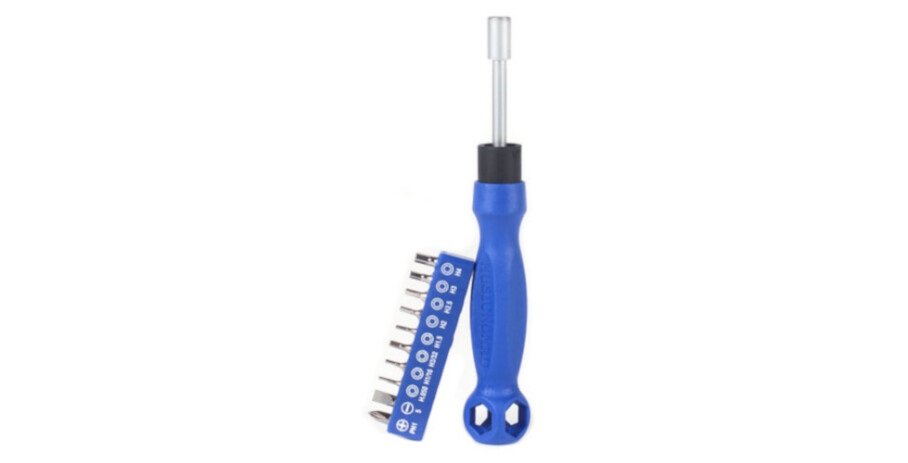 The Octopus 17 in 1 Tech Tool MN228