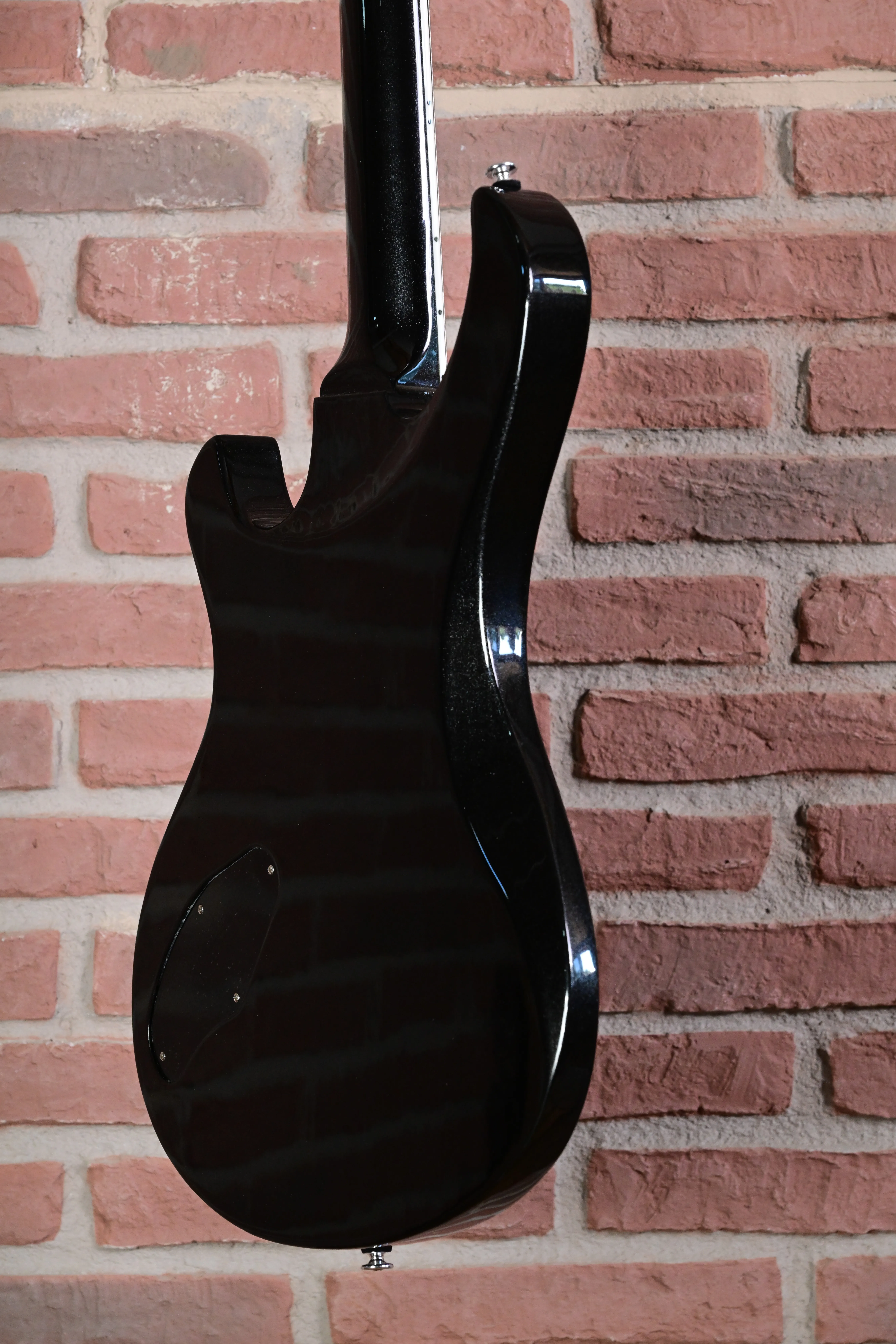 Victory Baritone Graphite Metallic E-Gitarre