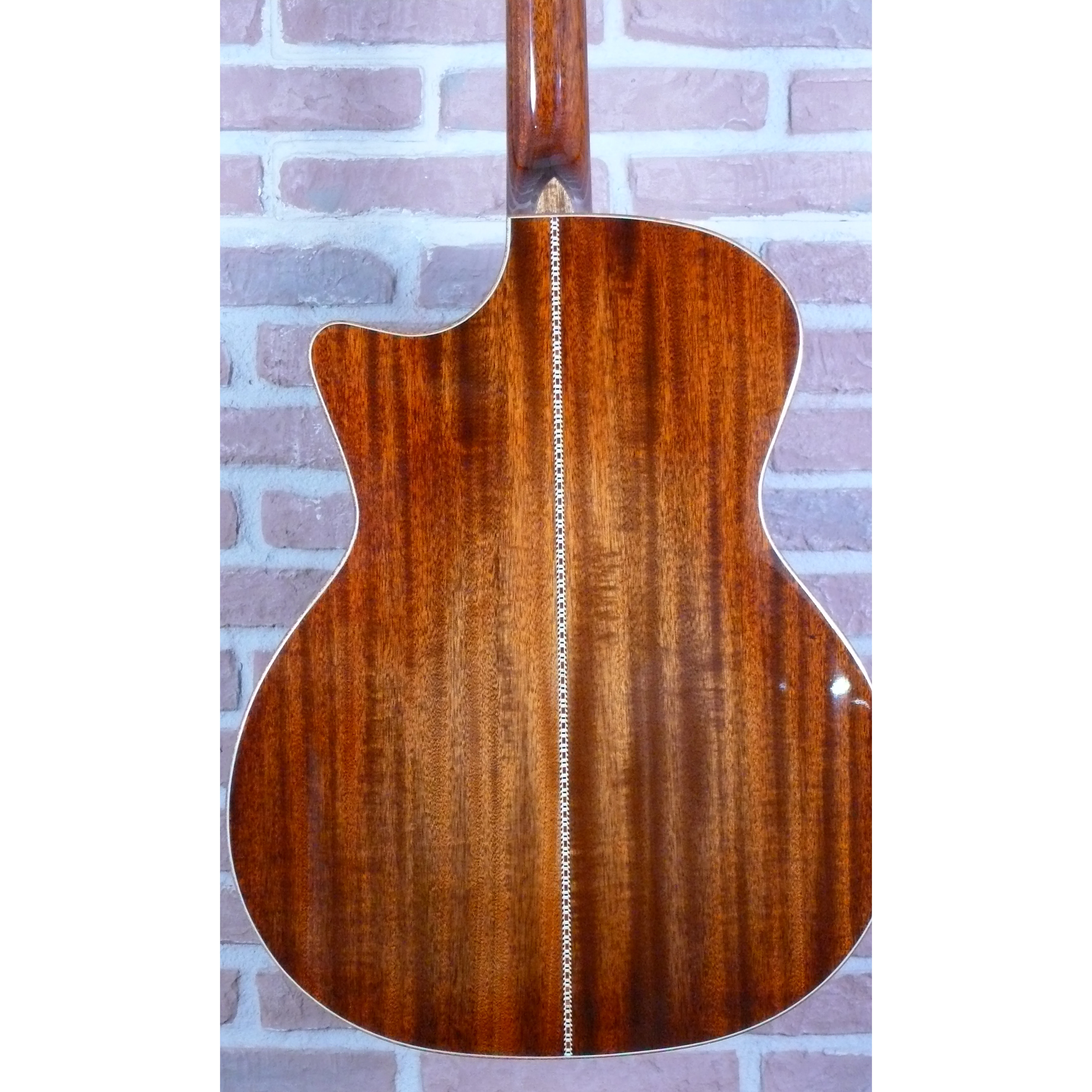 Eastman AC522CE-GB Rückseite des Gitarrenkorpus