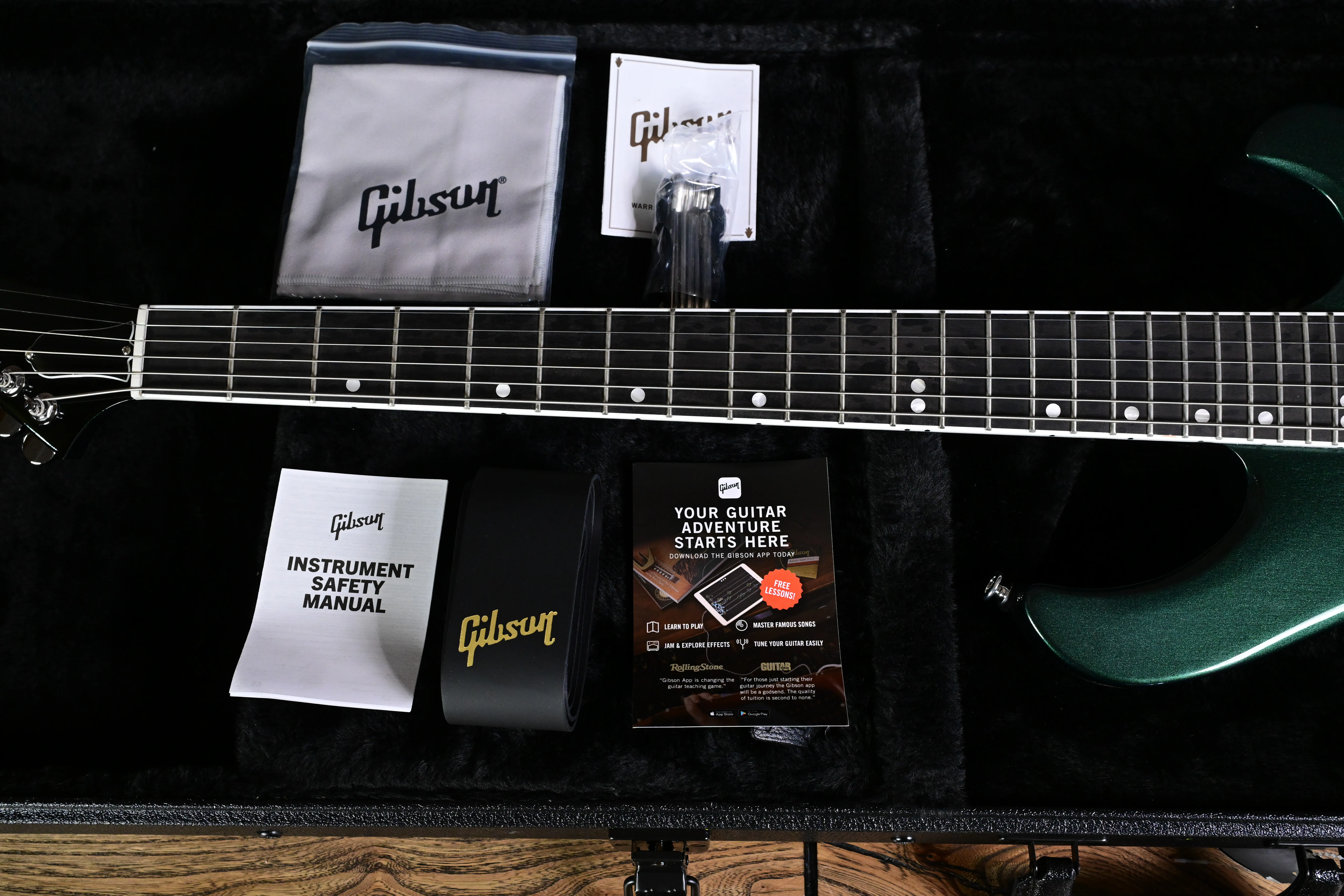 E-Gitarre, Metallic-Grün, dunkles Griffbrett, Punktmarkierungen, sechssaitig
