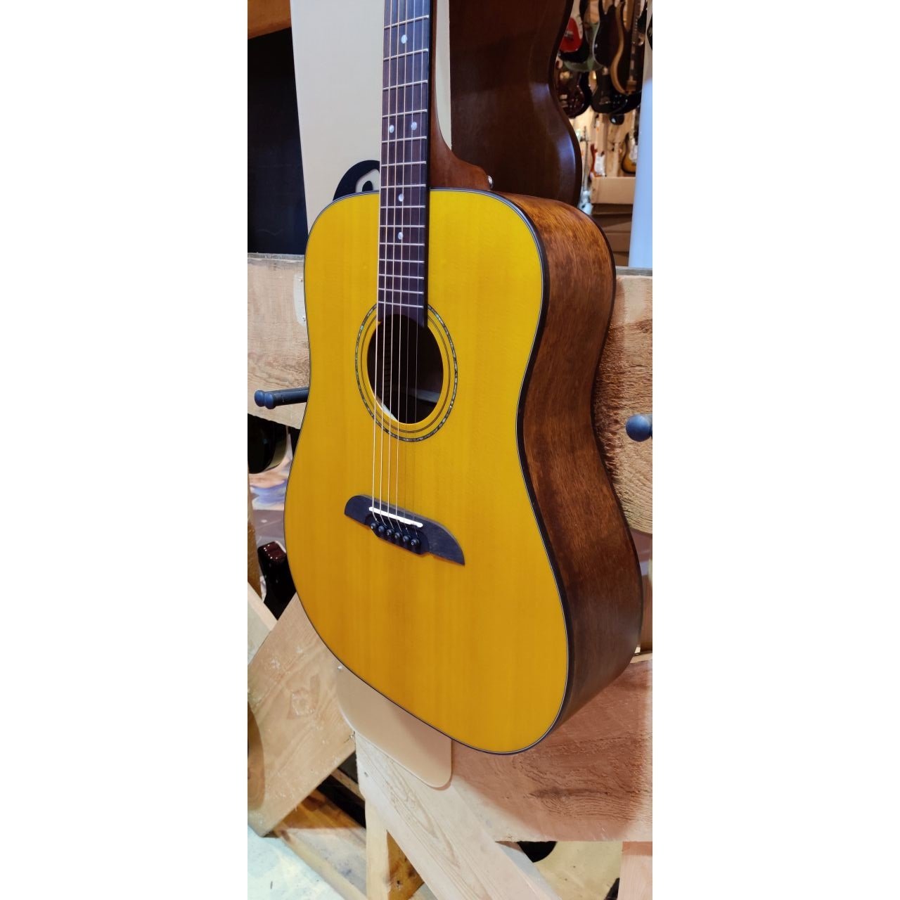 Legacy FD 14 SV Dreadnought - Satin Yellow - Westerngitarre