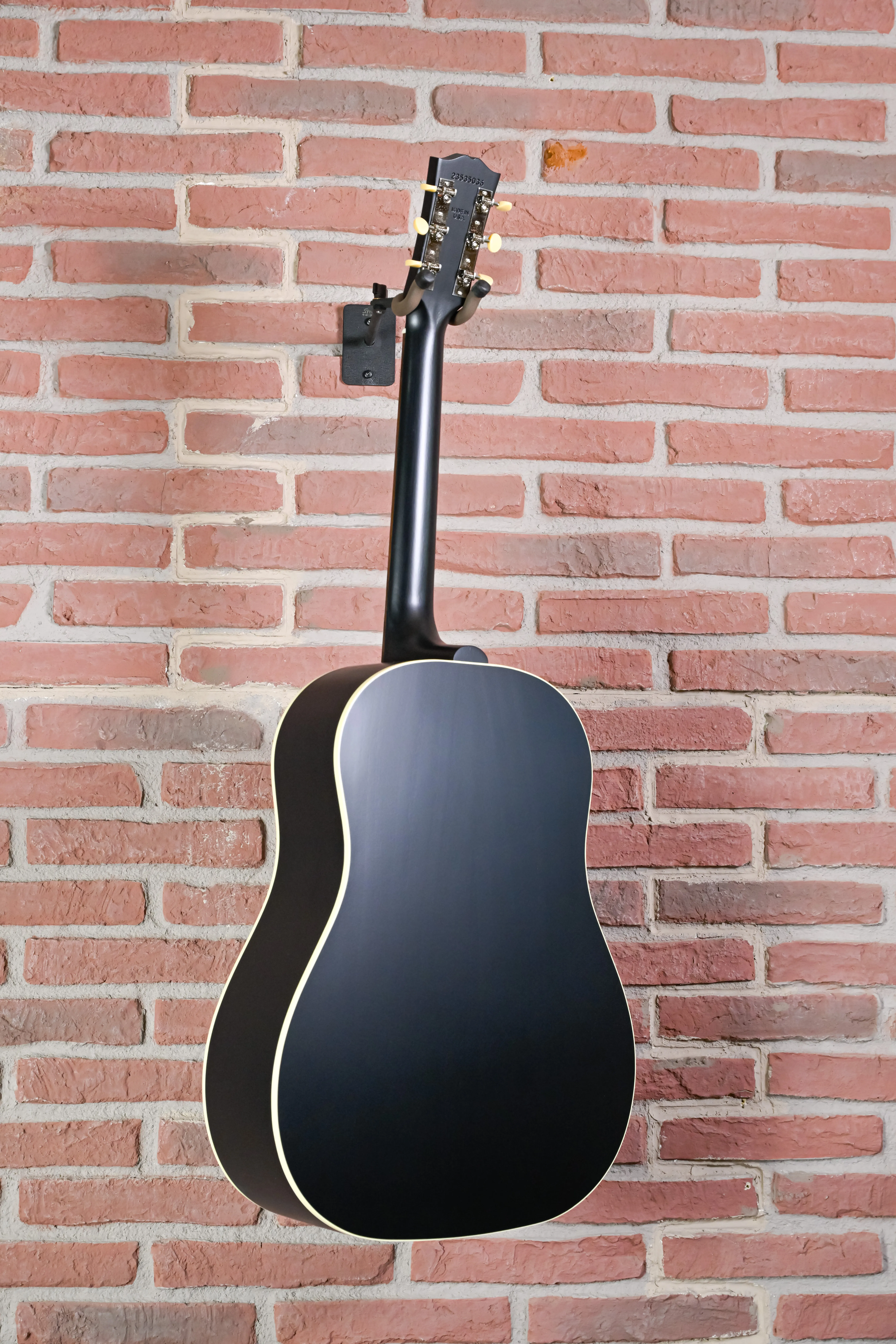 J-45 Century 12-Fret Ebony Westerngitarre