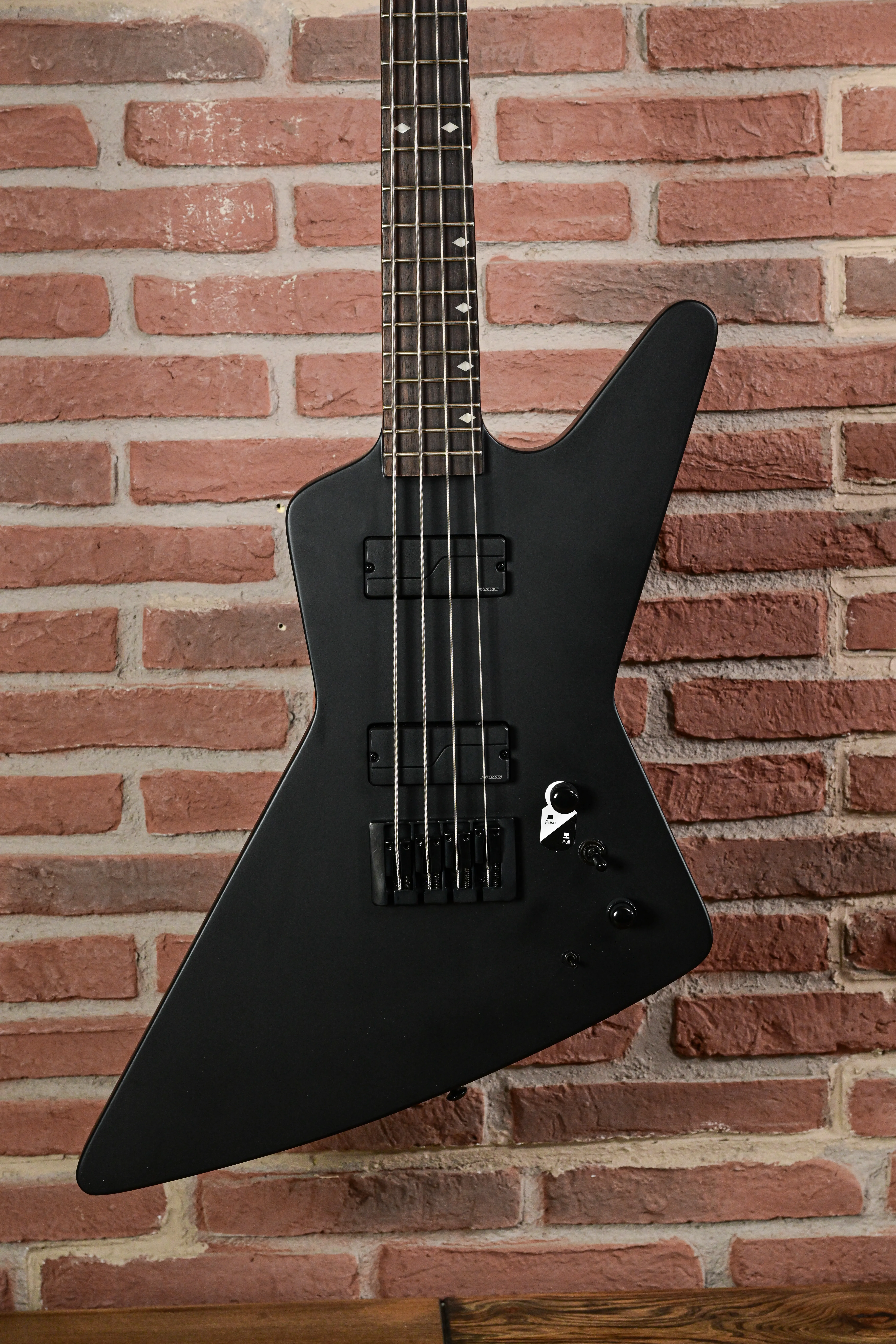 Z Select Bass Fluence Black Satin