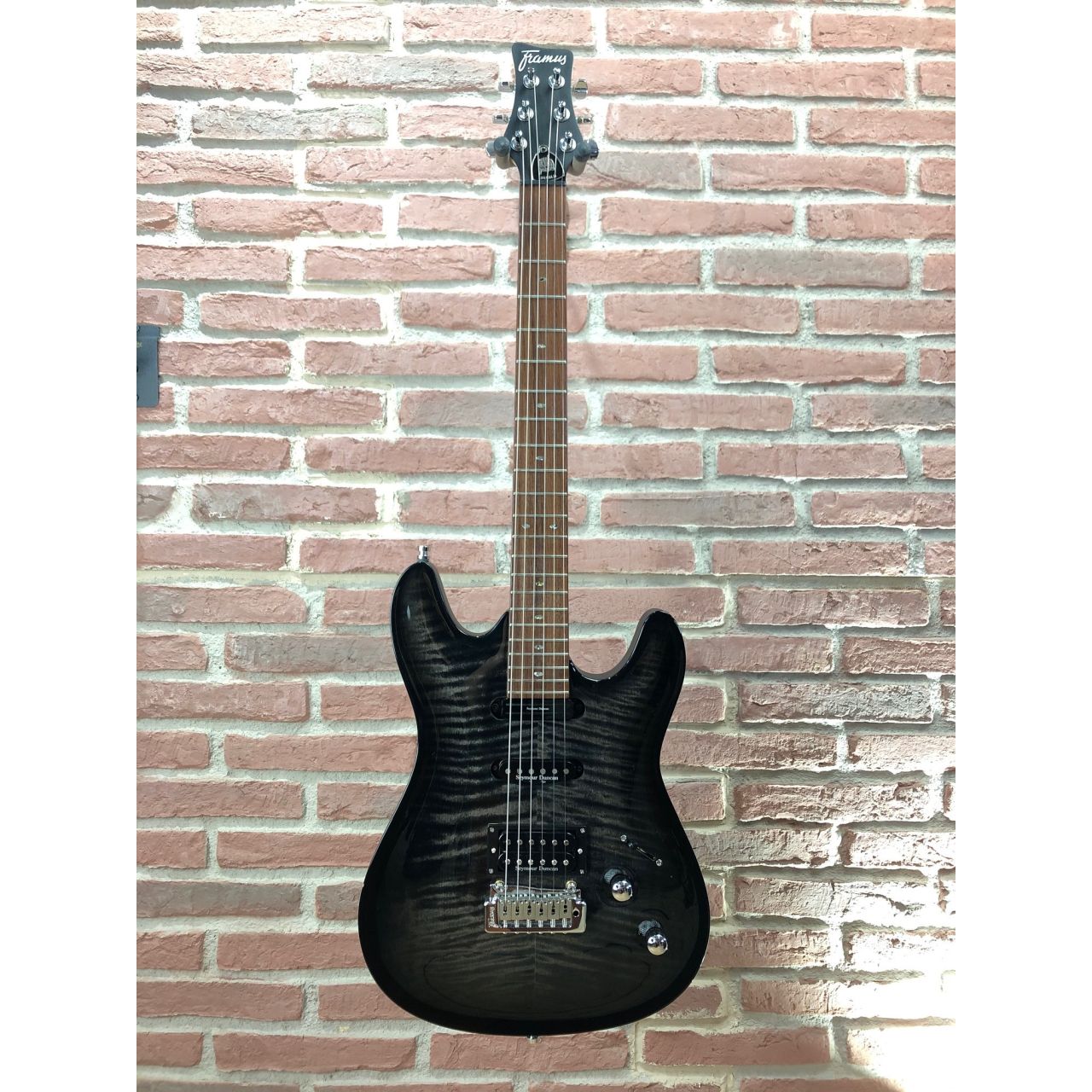 Diablo Supreme X Nirvana BLK Burst (gebraucht)