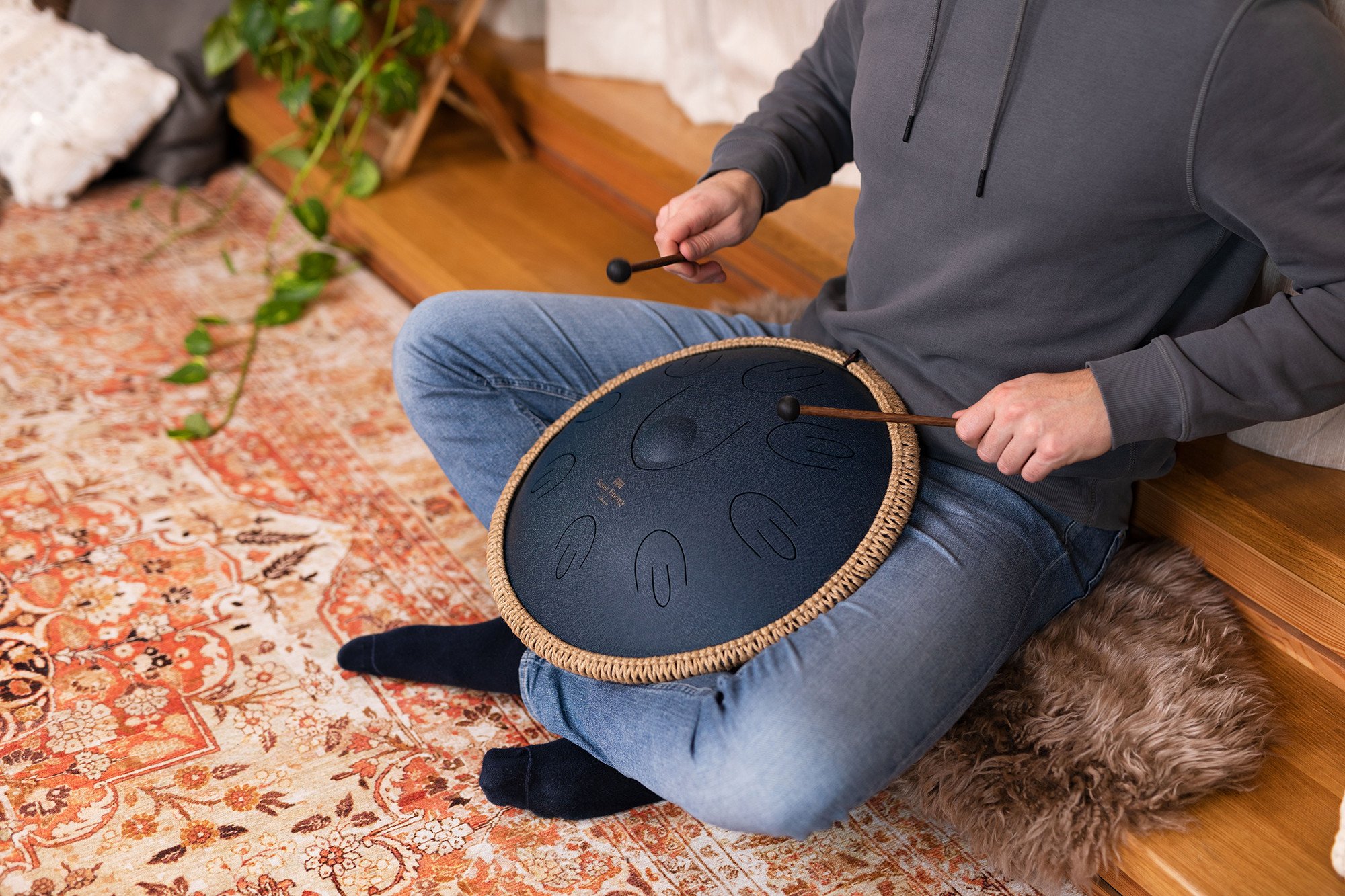 OSTD2NB Octave Steel Tongue Drum Marineblau D Amara, 9 Töne 440 Hz