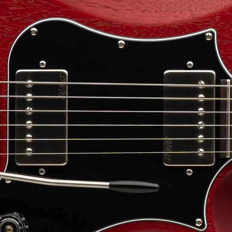 Nahaufnahme PRS S2 Standard 22 Satin Vintage Cherry – Humbucker, satinierte Holzmaserung und Korpusform