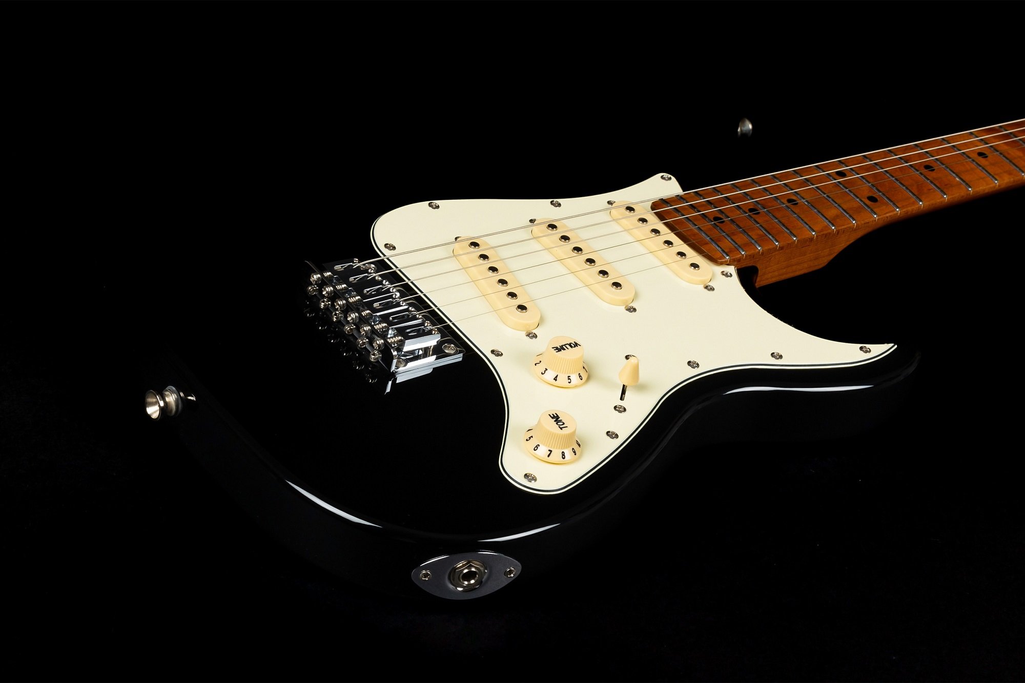 JS-300 Mini Black