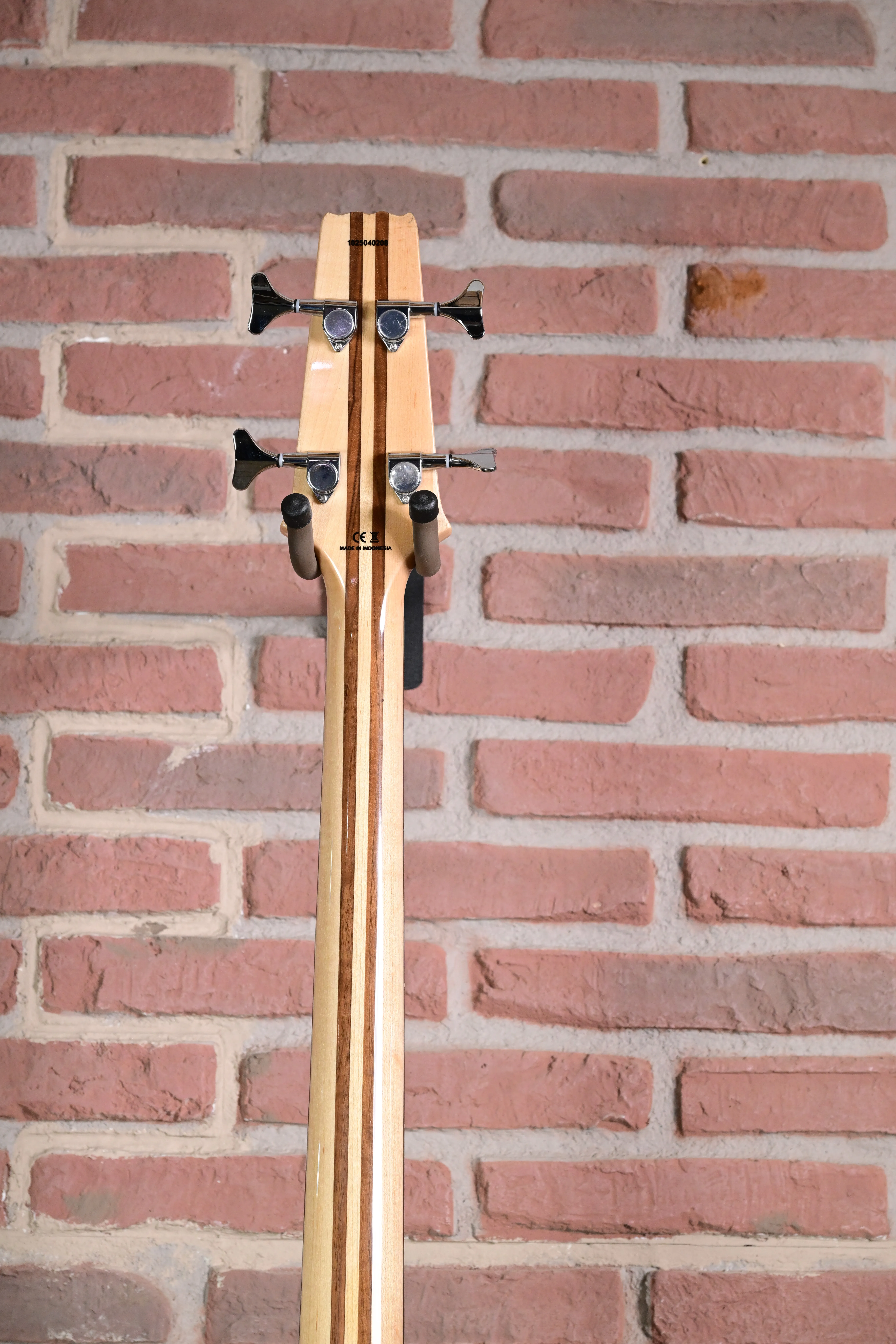 Pro II SB 700 Gold Wing Bass Gold Limited Edition